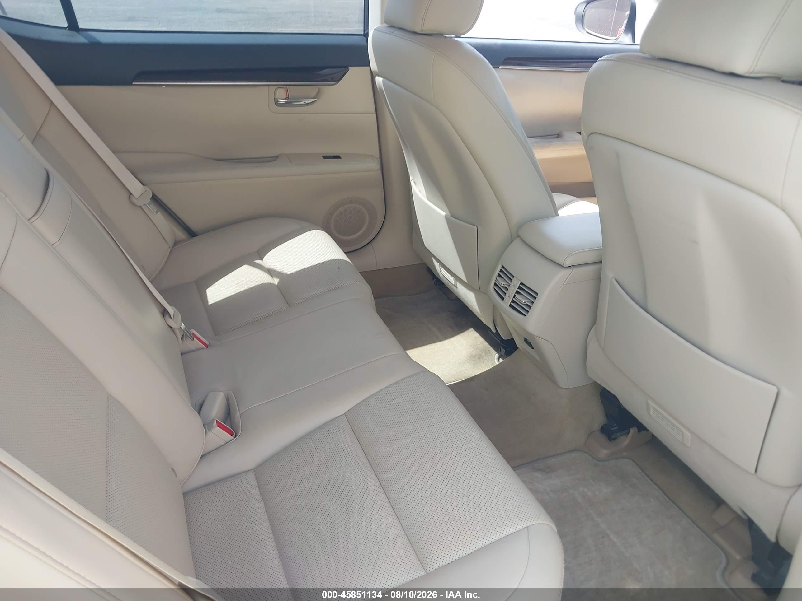 2014 Lexus Es 350   White vin: JTHBK1GG2E2114684
