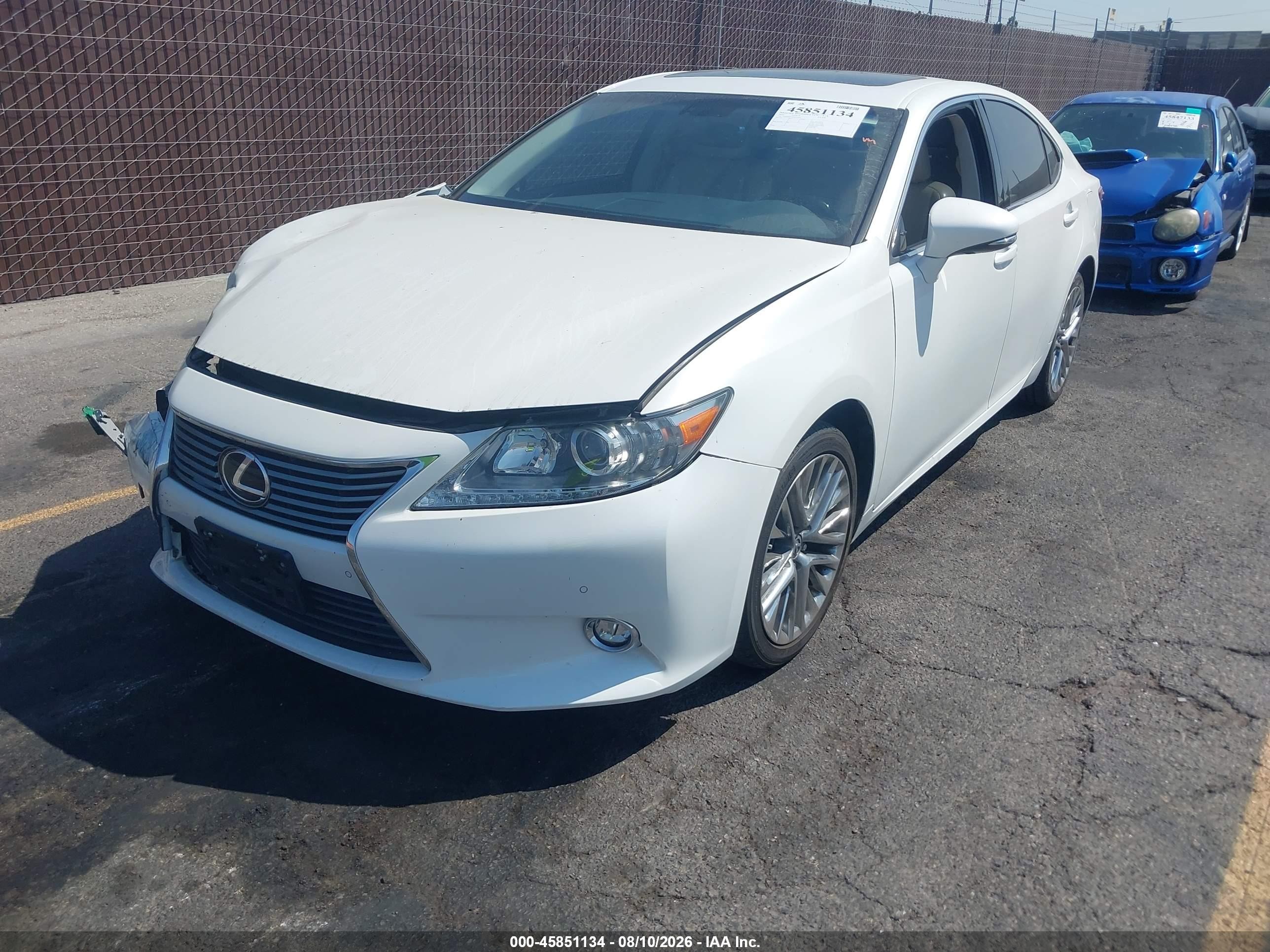 2014 Lexus Es 350   White vin: JTHBK1GG2E2114684