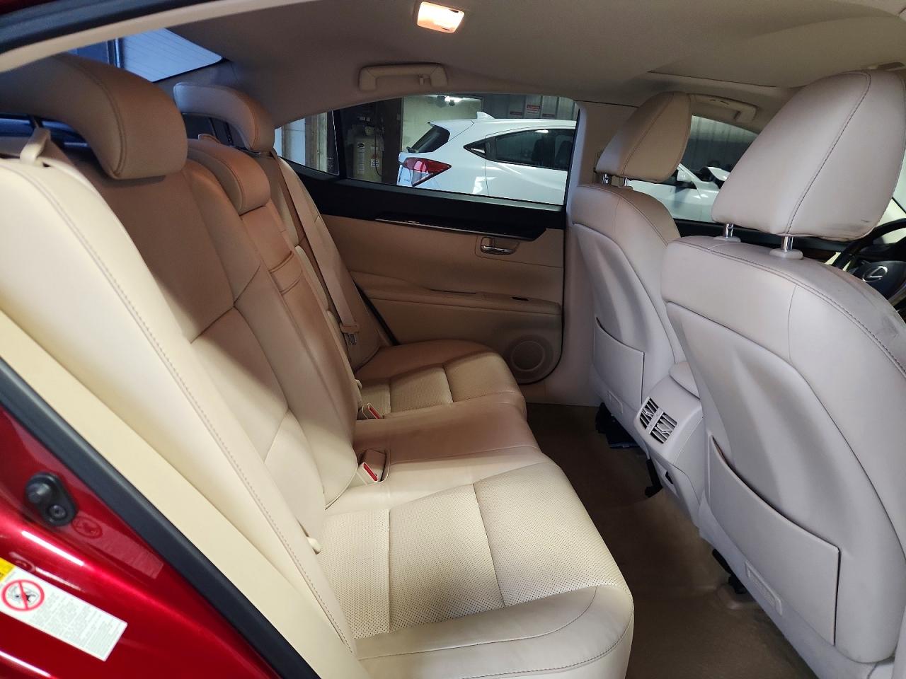2014 Lexus Es 350 Red vin: JTHBK1GG2E2127726