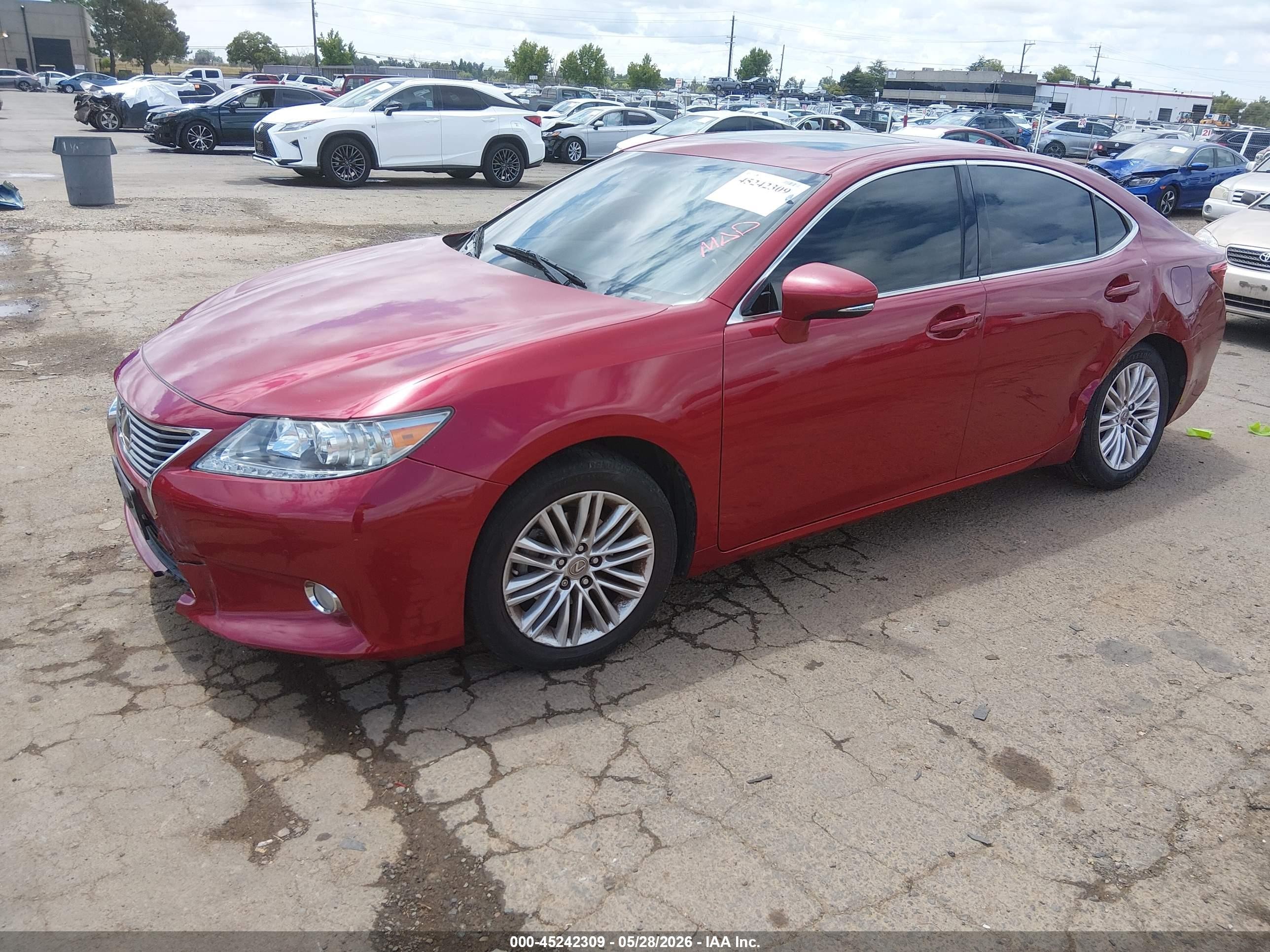 2014 Lexus Es 350   Maroon vin: JTHBK1GG2E2131033
