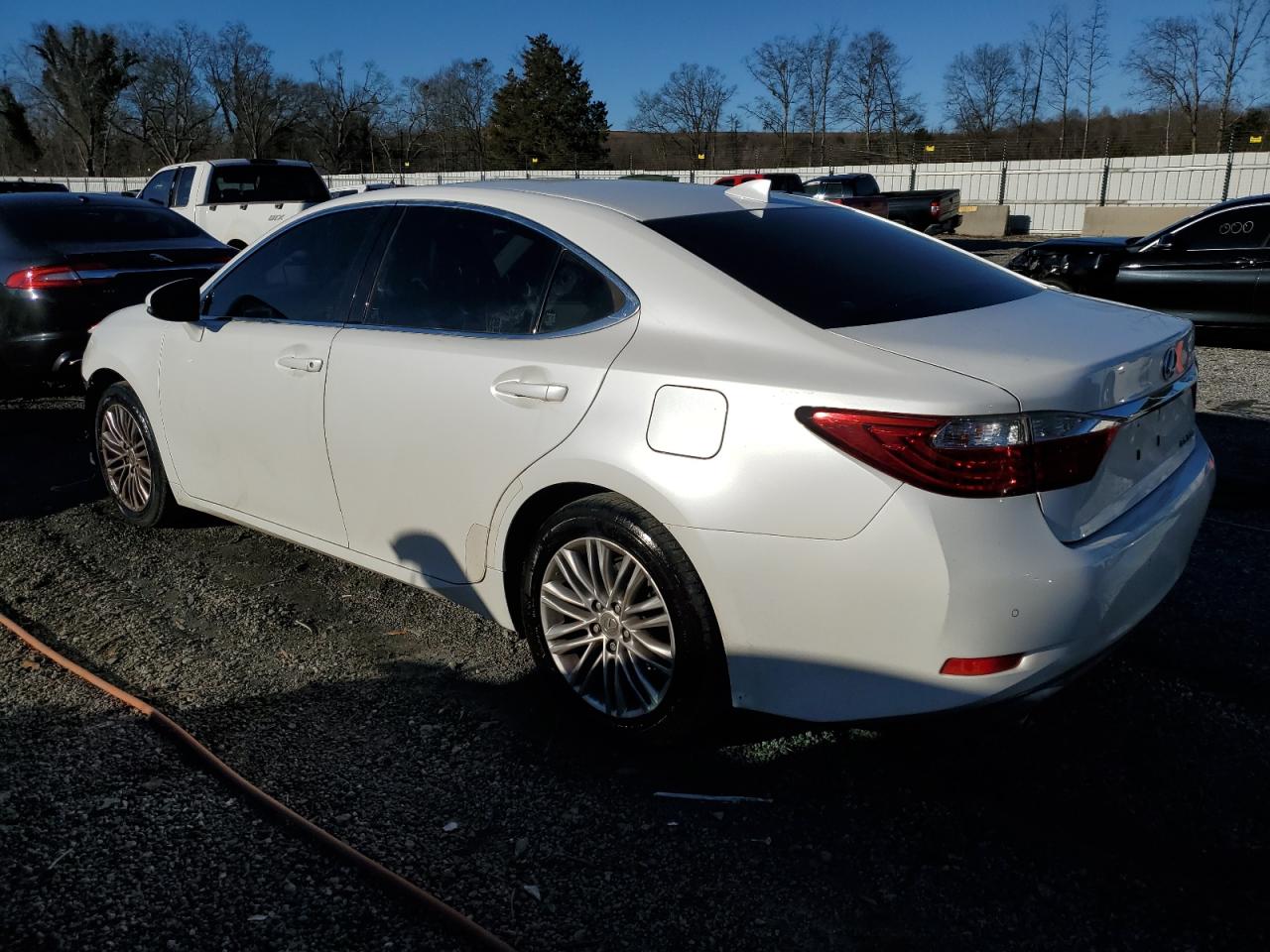 2015 Lexus Es 350 Белый vin: JTHBK1GG2F2158329