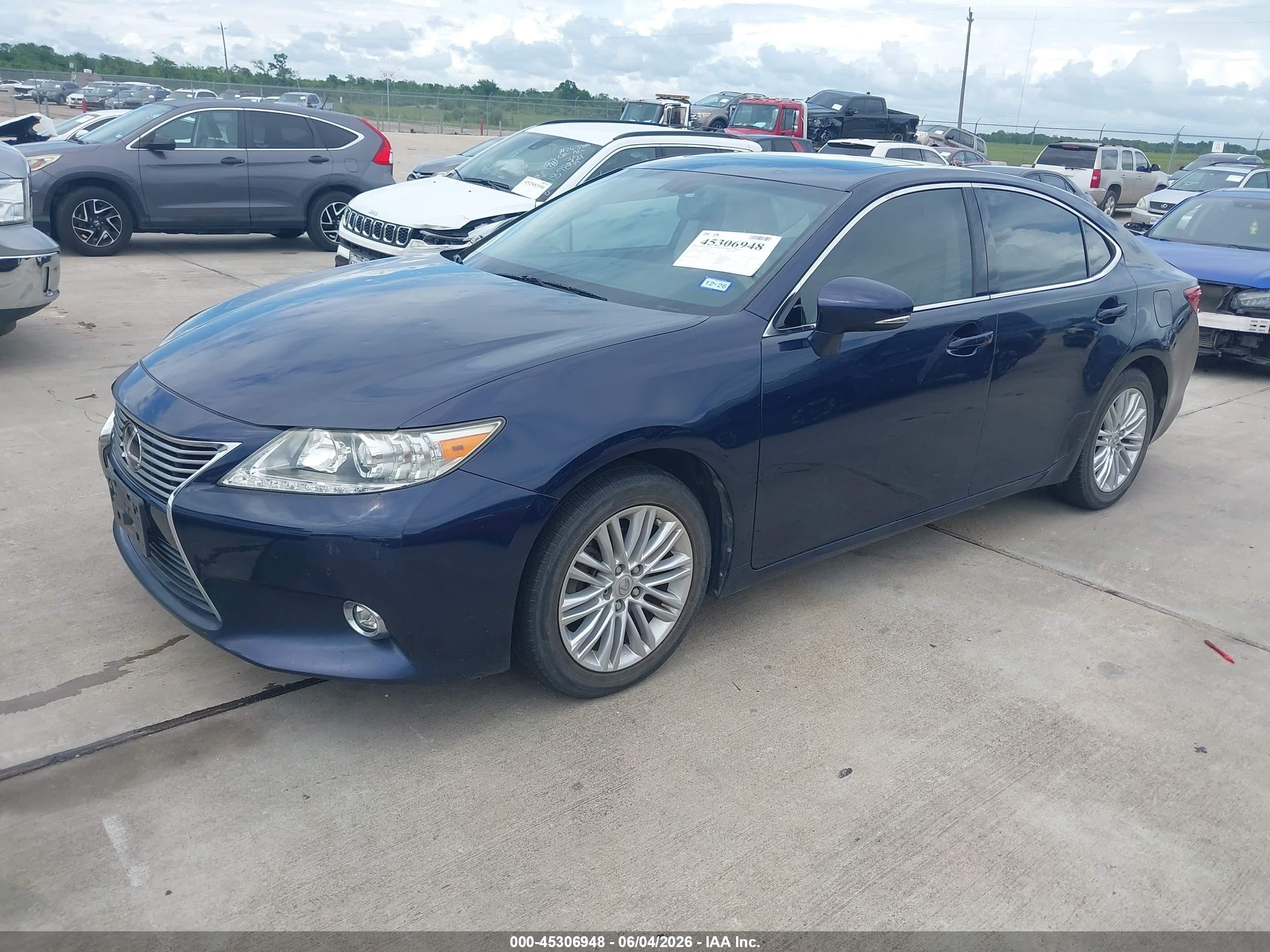 2015 Lexus Es 350   Blue vin: JTHBK1GG2F2170724