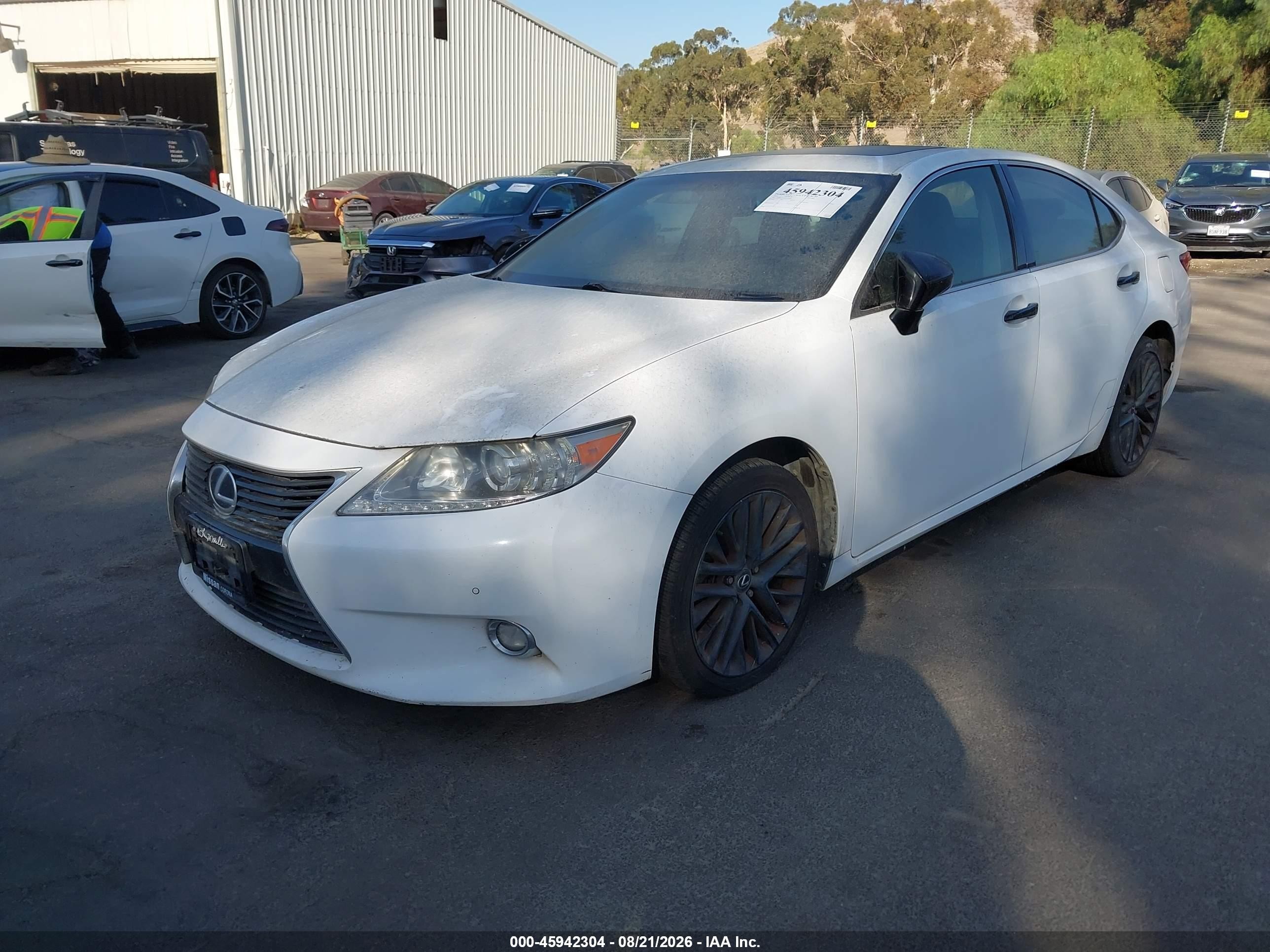 2015 Lexus Es 350 Crafted Line White vin: JTHBK1GG2F2179763
