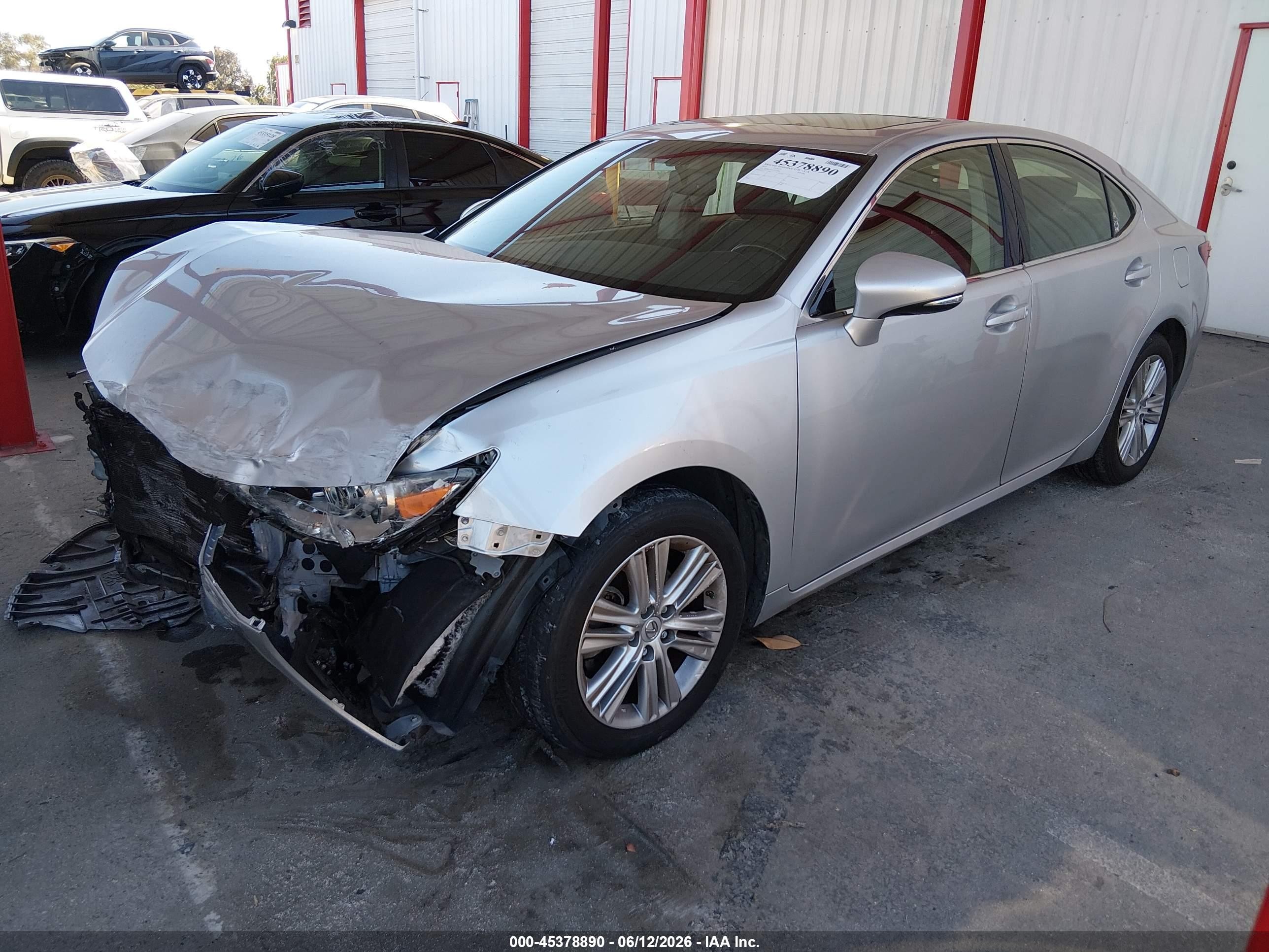 2015 Lexus Es 350   Серебряный vin: JTHBK1GG2F2187085