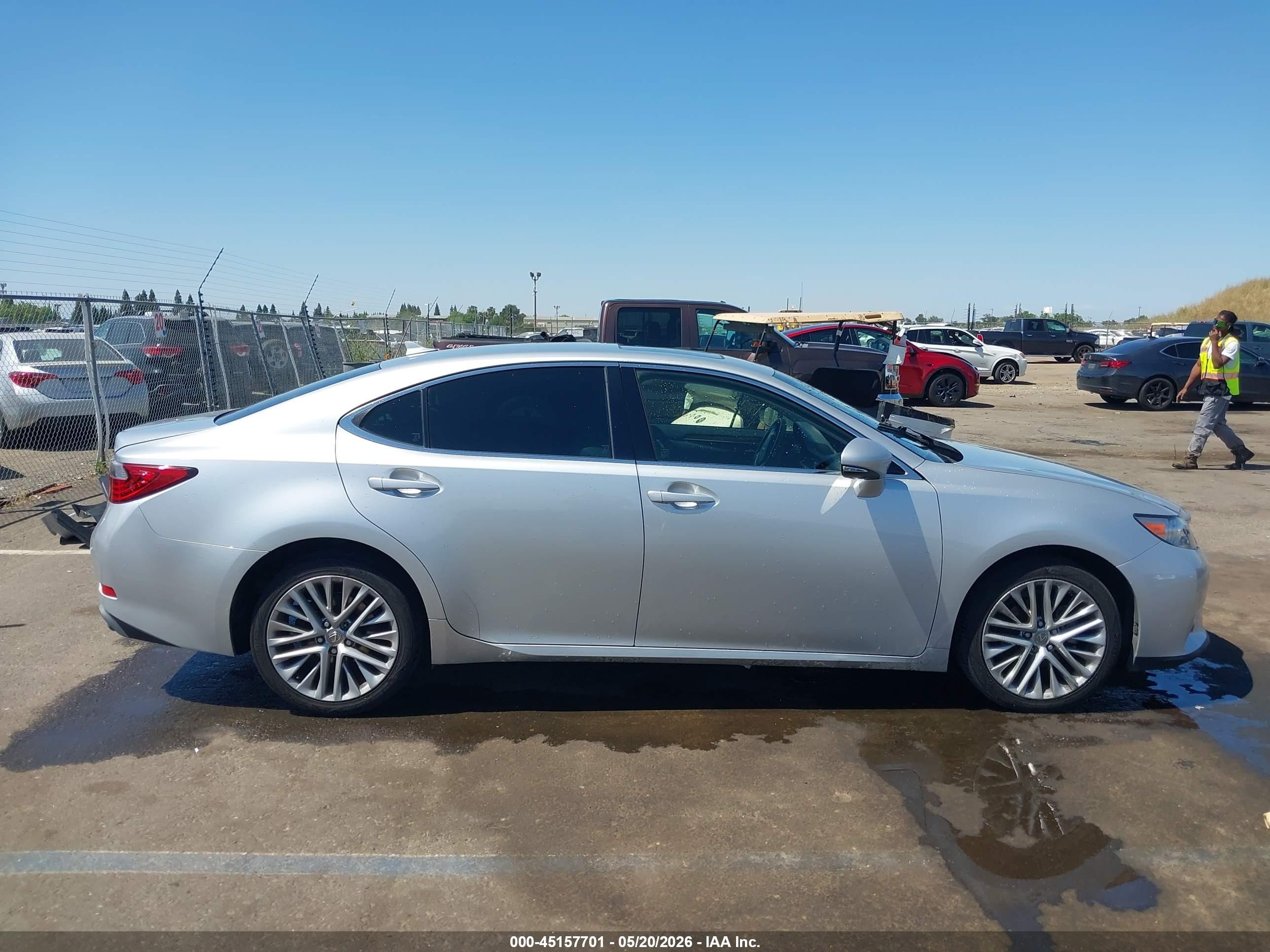 2013 Lexus Es 350   Silver vin: JTHBK1GG3D2002653