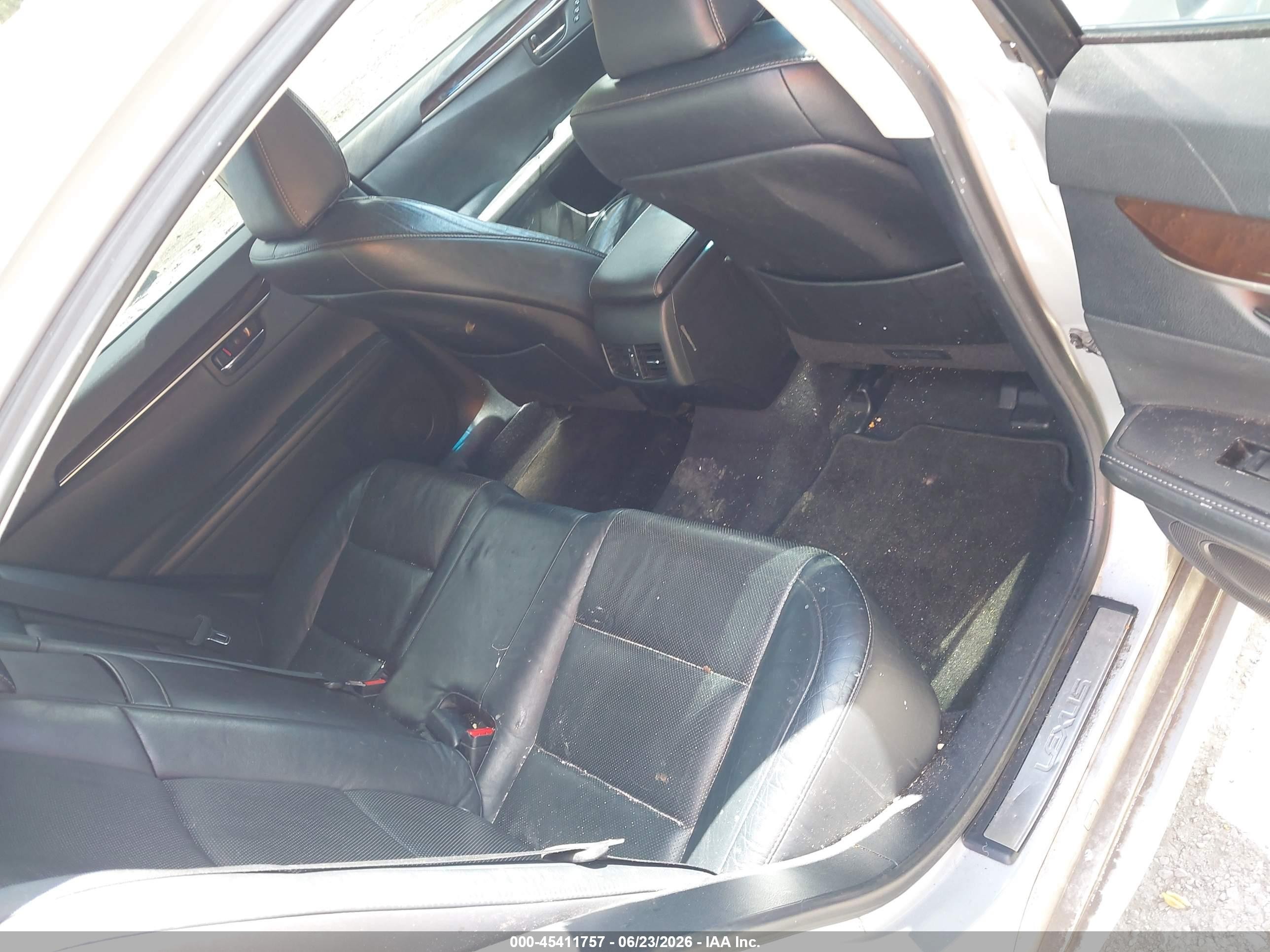 2013 Lexus Es 350   Silver vin: JTHBK1GG3D2011210