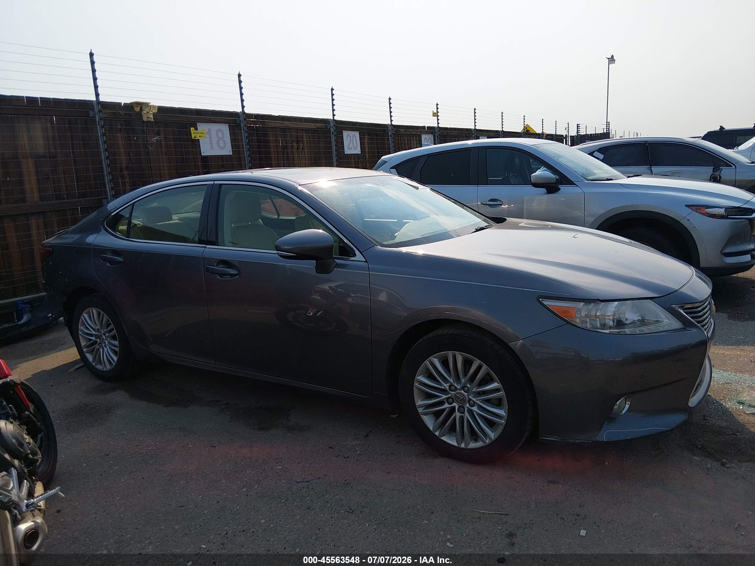 2013 Lexus Es 350   Gray vin: JTHBK1GG3D2017766
