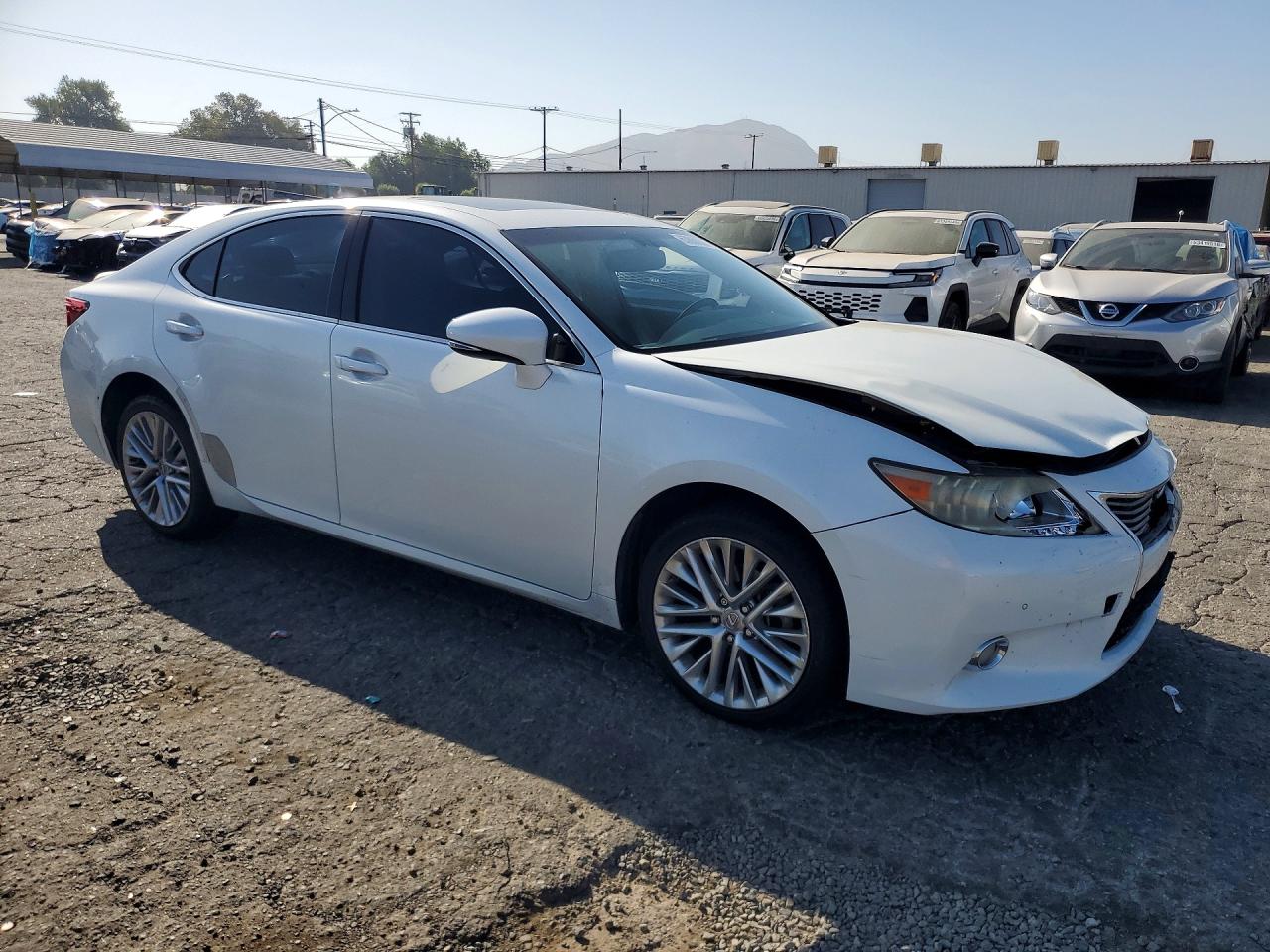 2013 Lexus Es 350 White vin: JTHBK1GG3D2043509