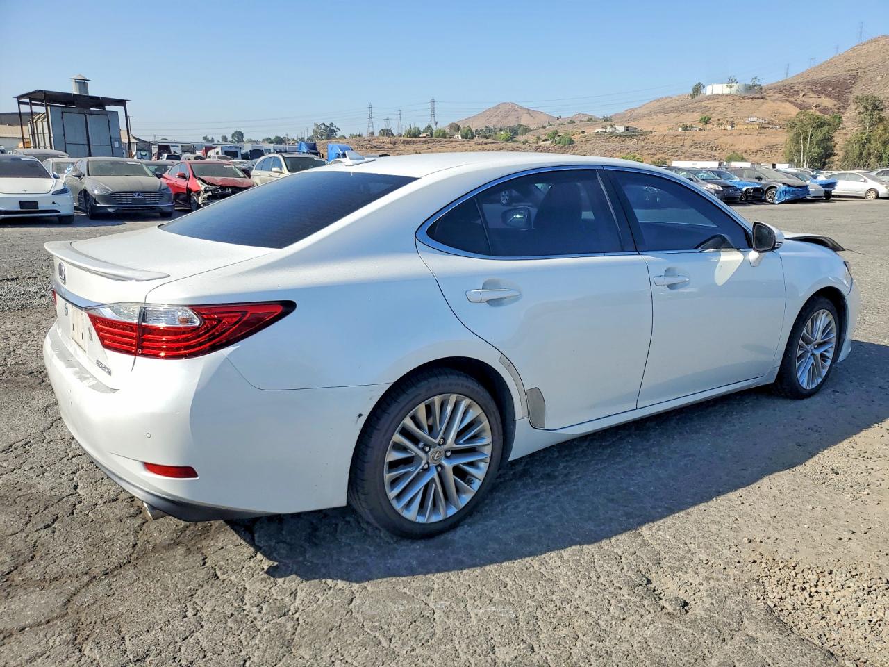 2013 Lexus Es 350 White vin: JTHBK1GG3D2043509