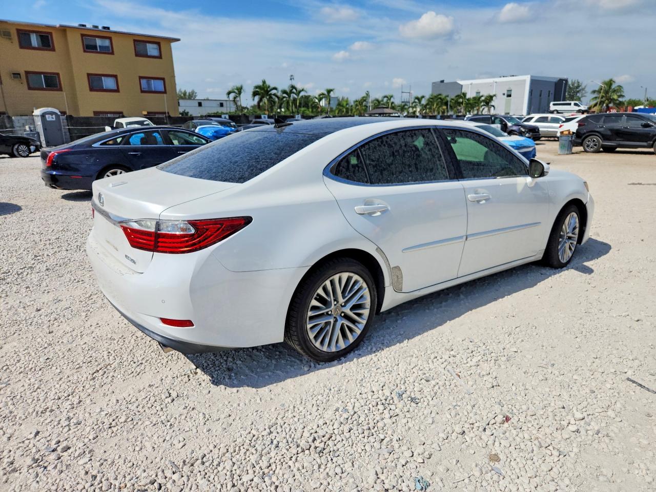 2013 Lexus Es 350 White vin: JTHBK1GG3D2078468
