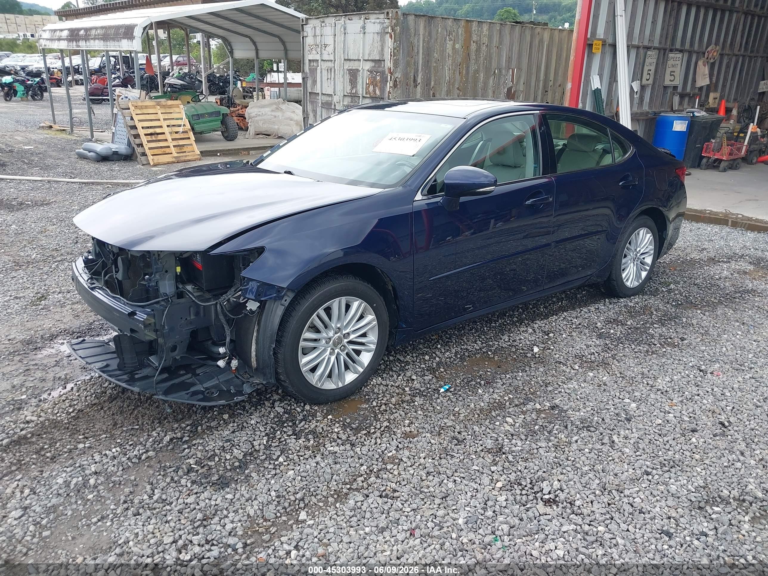 2014 Lexus Es 350 Blue vin: JTHBK1GG3E2107839