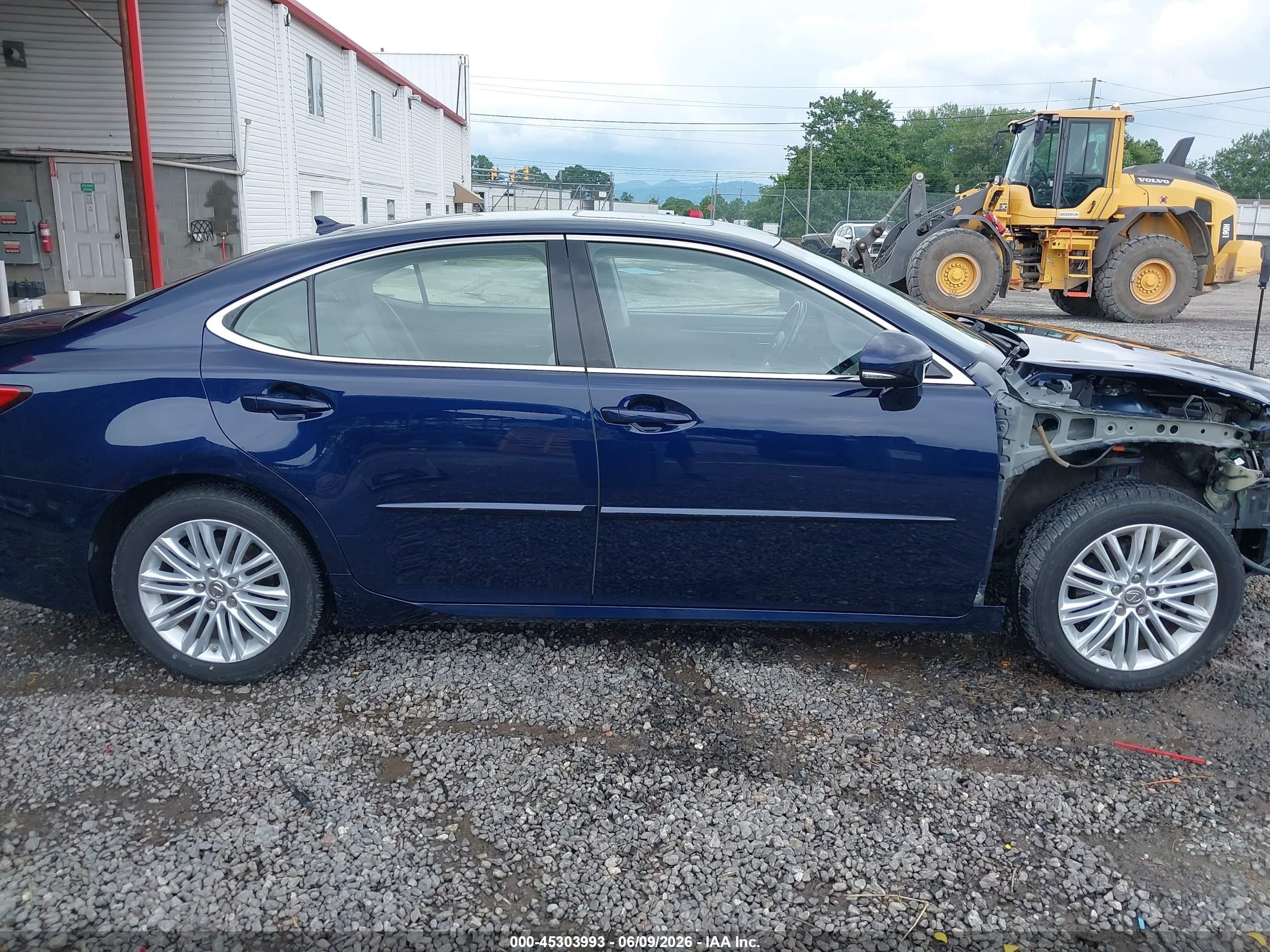 2014 Lexus Es 350 Blue vin: JTHBK1GG3E2107839