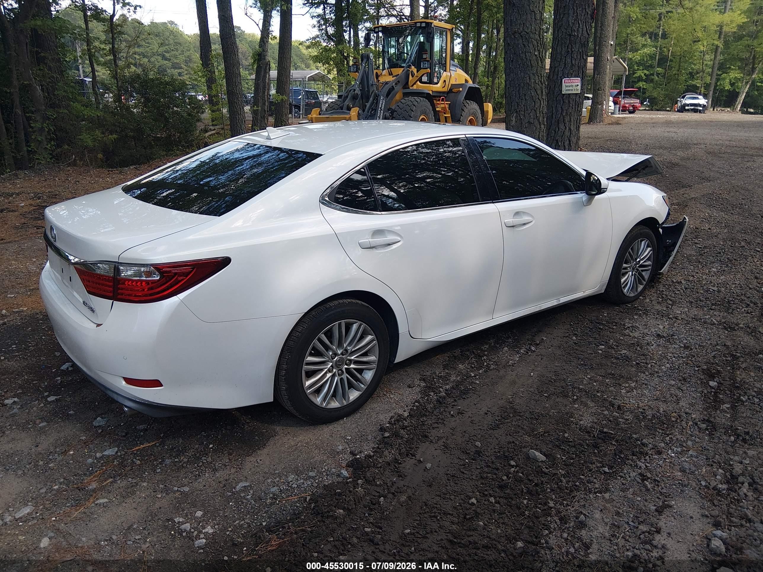2014 Lexus Es 350   White vin: JTHBK1GG3E2109932