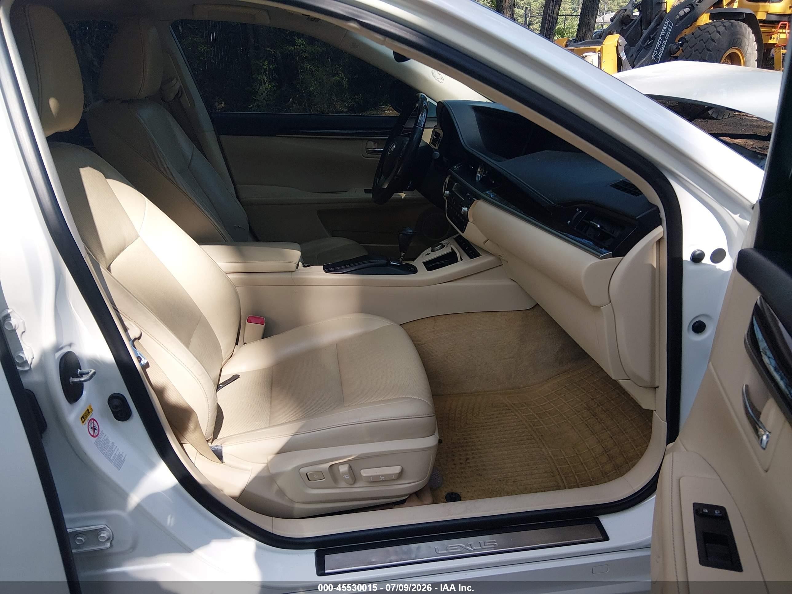 2014 Lexus Es 350   White vin: JTHBK1GG3E2109932