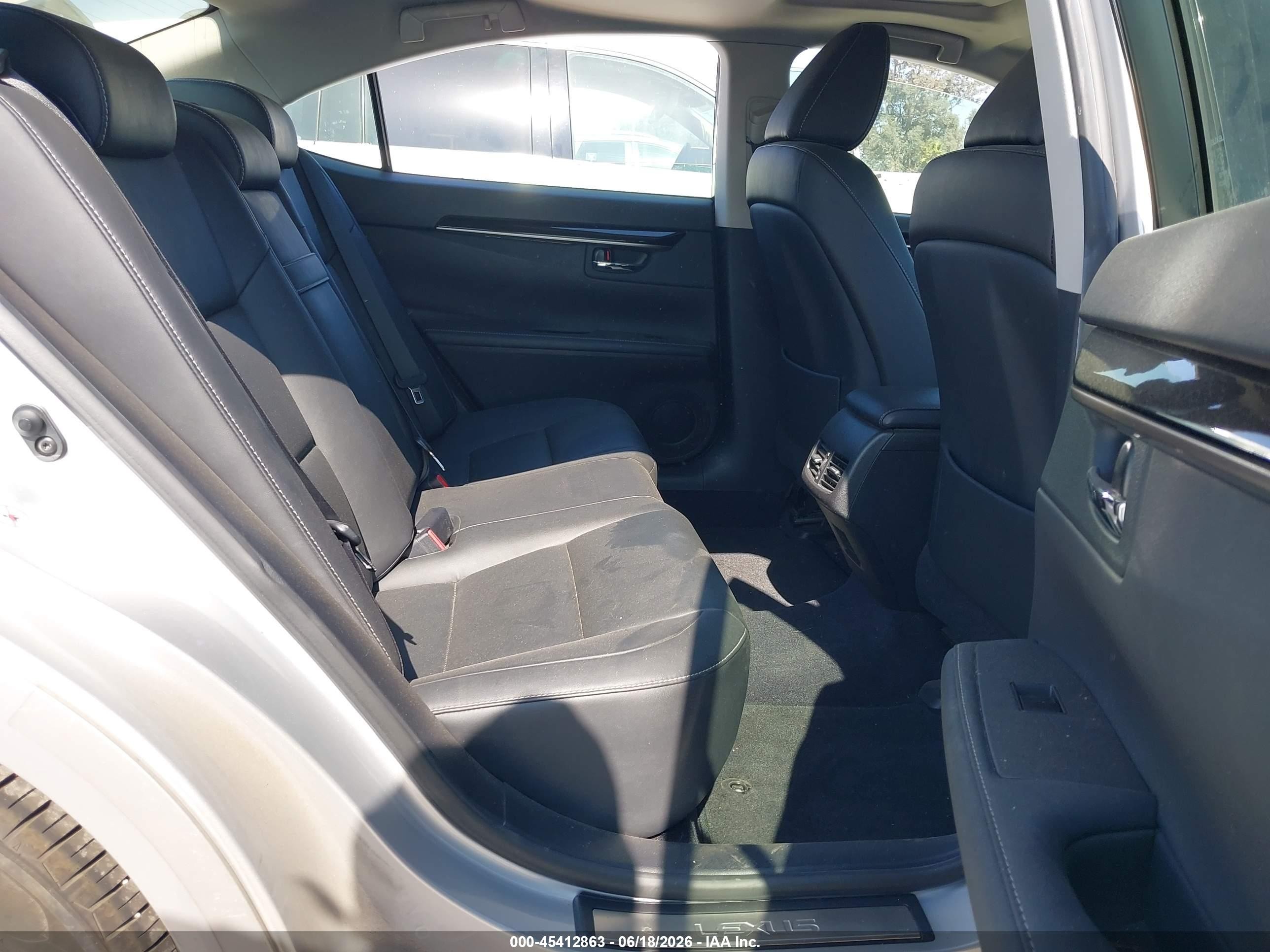 2014 Lexus Es 350   Silver vin: JTHBK1GG3E2124169