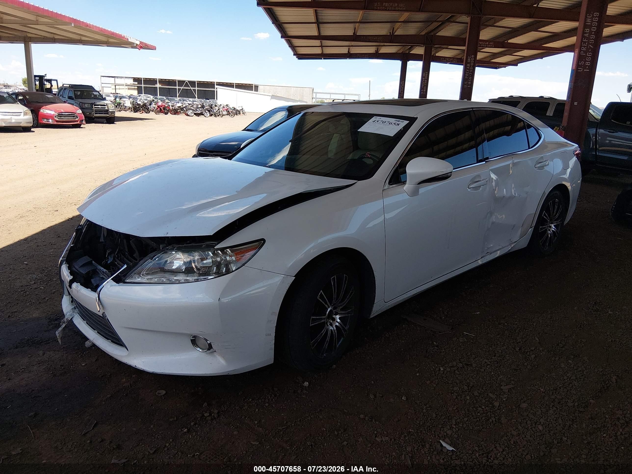 2014 Lexus Es 350   White vin: JTHBK1GG3E2139674