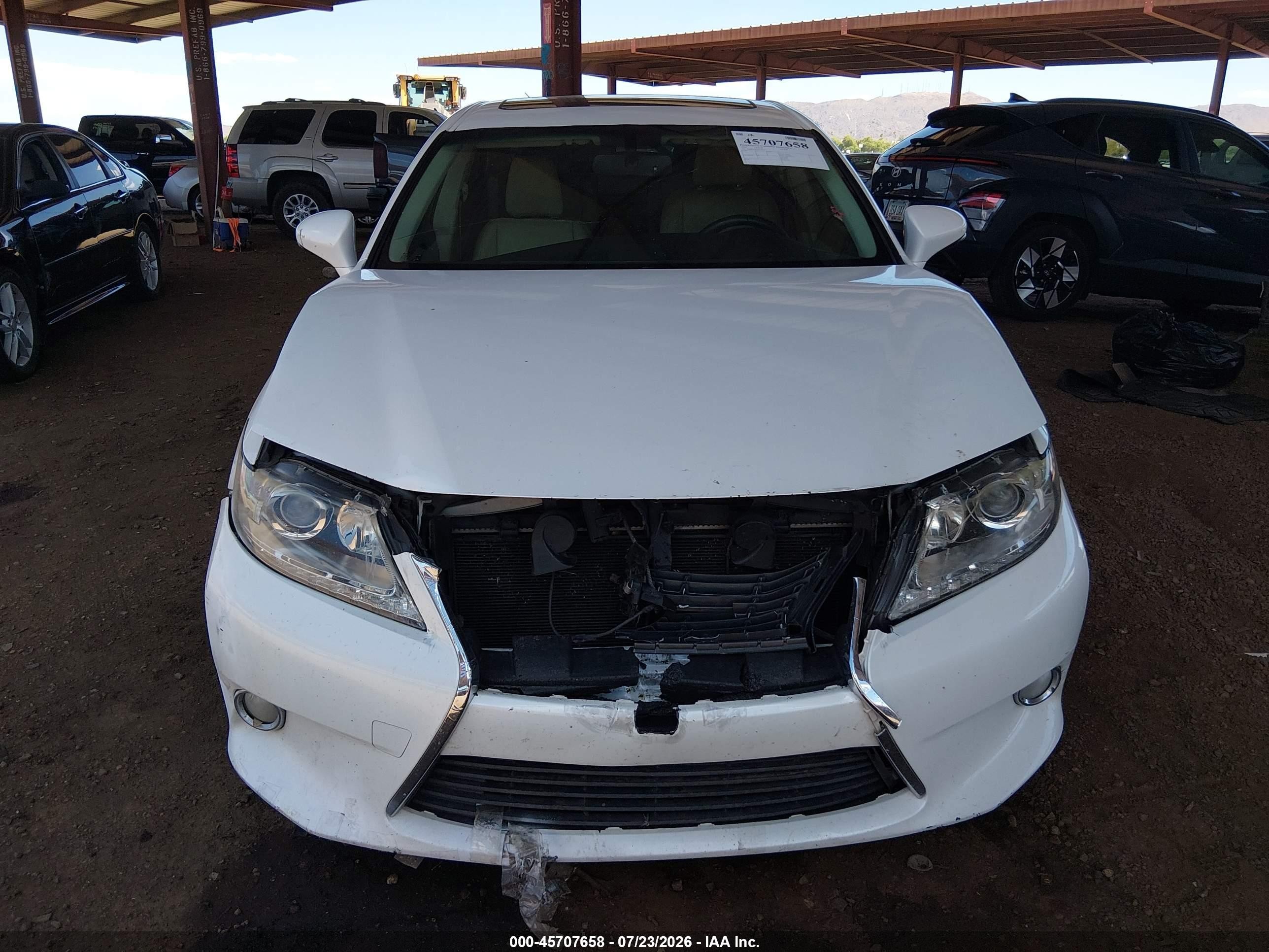 2014 Lexus Es 350   White vin: JTHBK1GG3E2139674