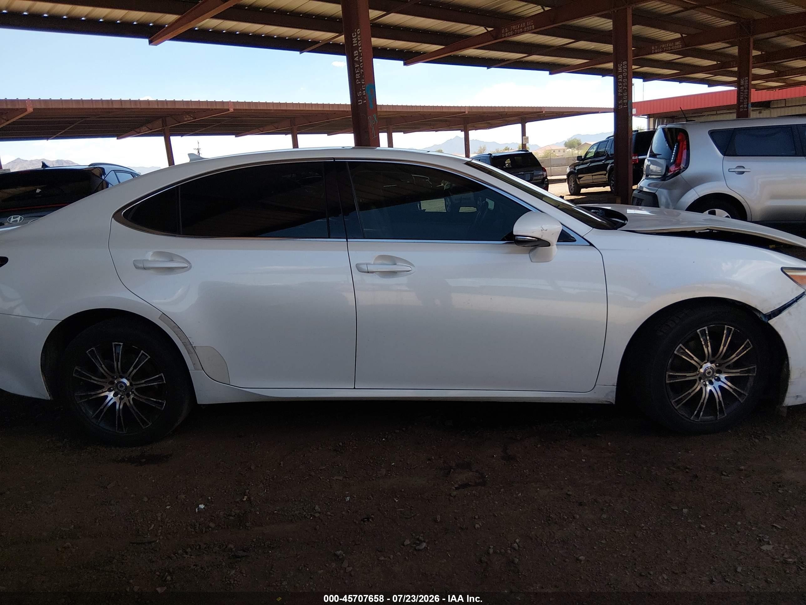 2014 Lexus Es 350   White vin: JTHBK1GG3E2139674