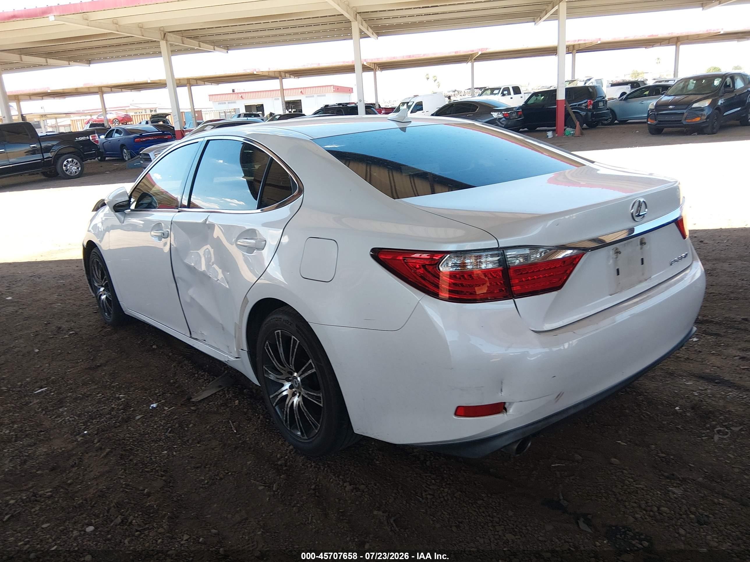 2014 Lexus Es 350   White vin: JTHBK1GG3E2139674