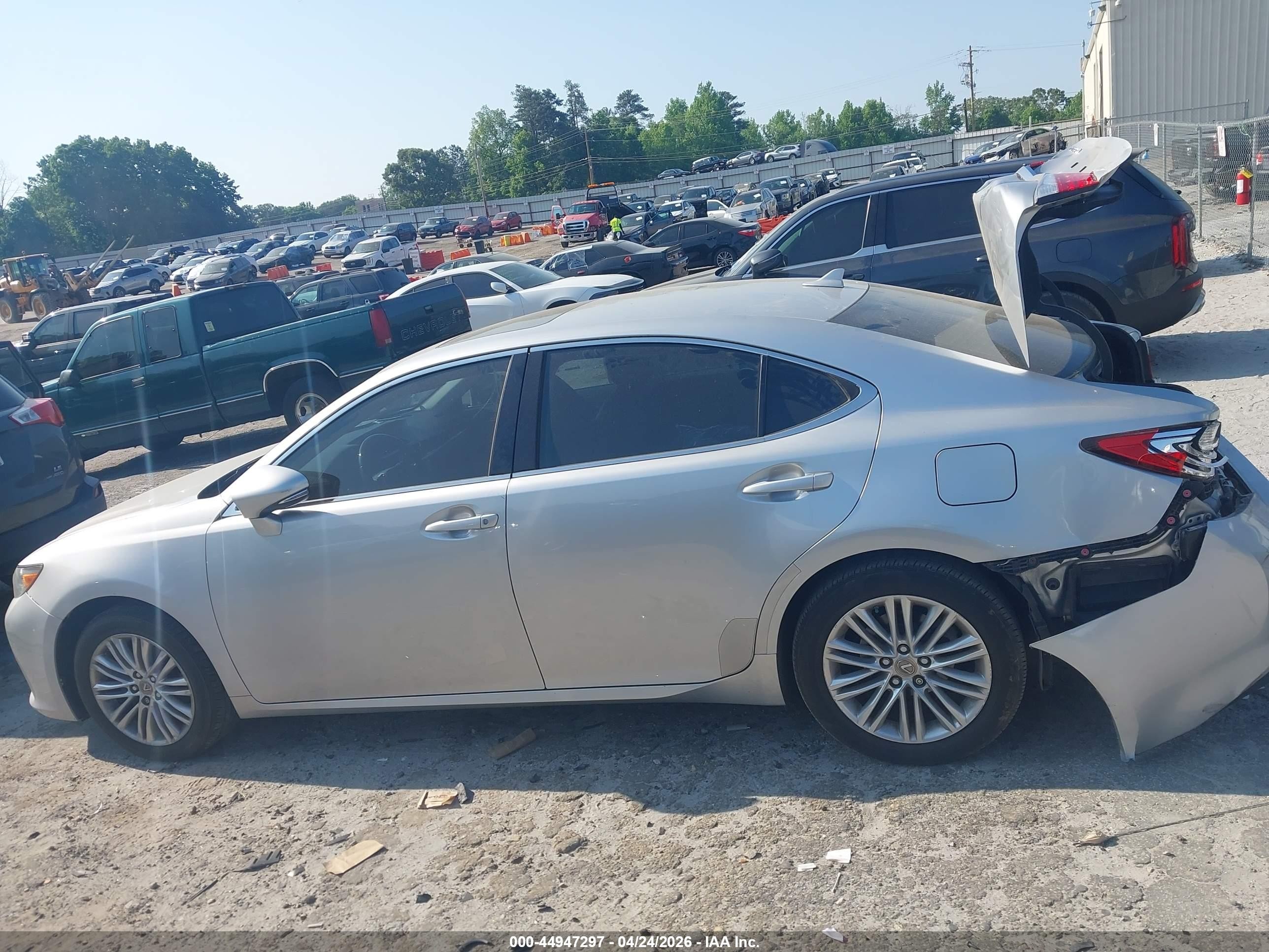 2014 Lexus Es 350   Silver vin: JTHBK1GG3E2141487