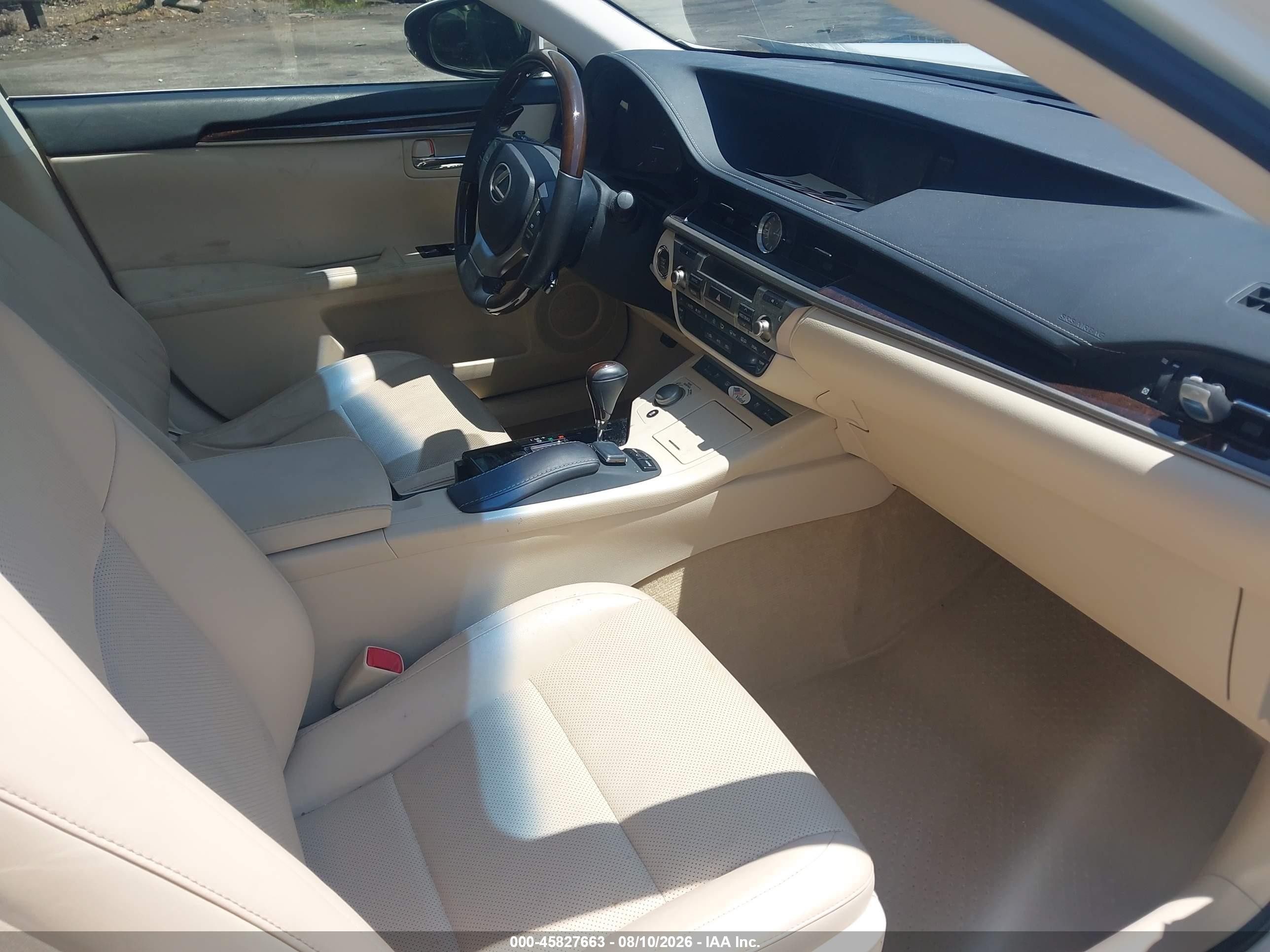 2015 Lexus Es 350   White vin: JTHBK1GG3F2159201