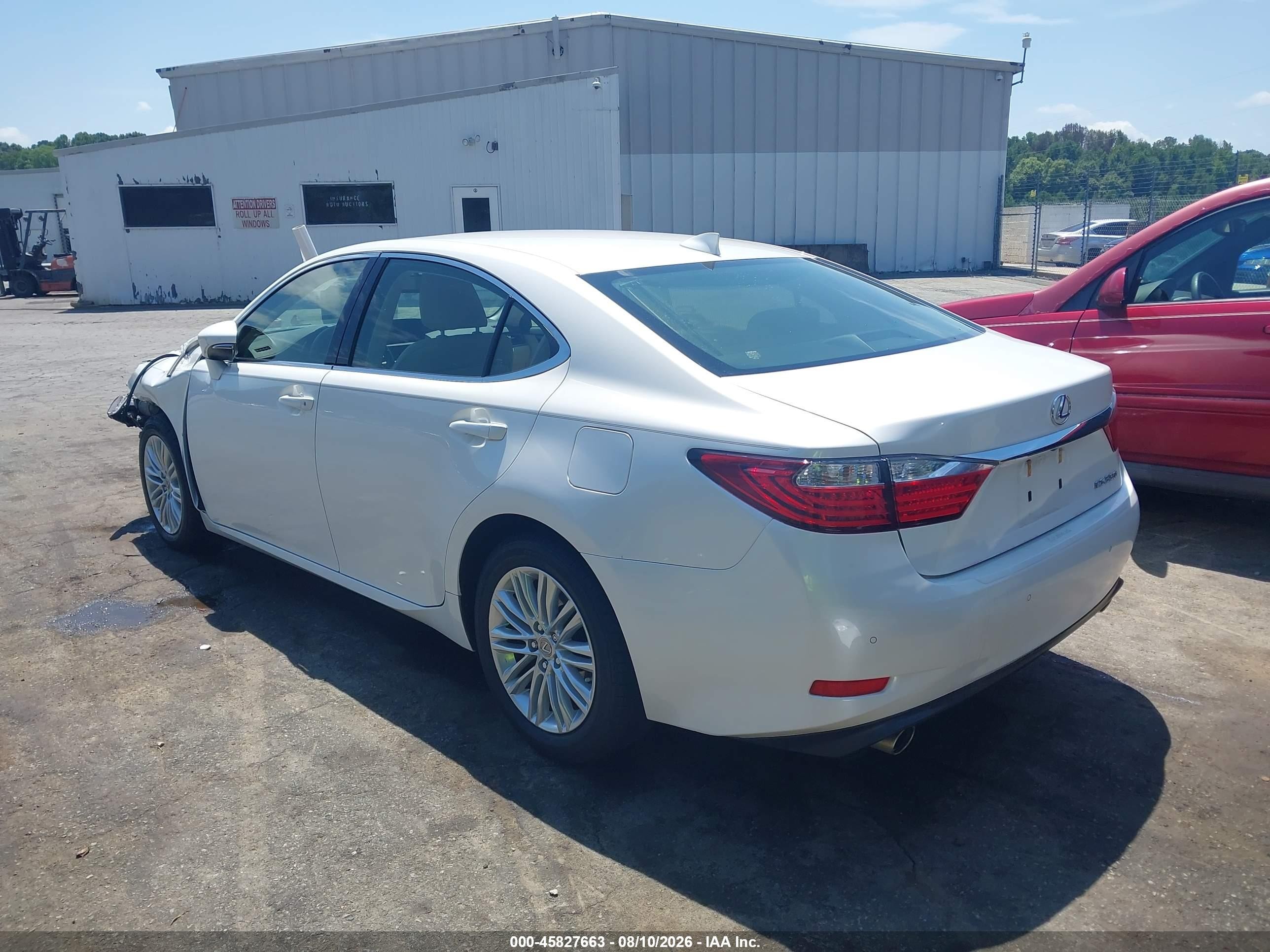 2015 Lexus Es 350   White vin: JTHBK1GG3F2159201
