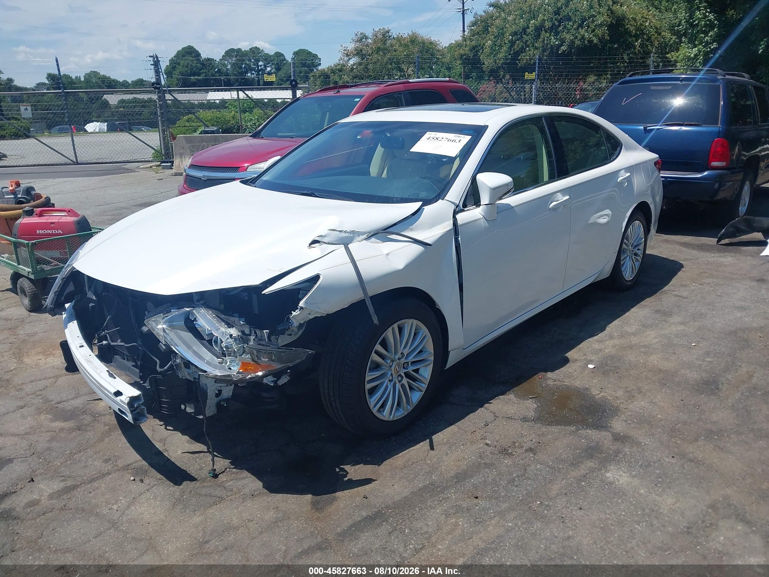 2015 Lexus Es 350   White vin: JTHBK1GG3F2159201