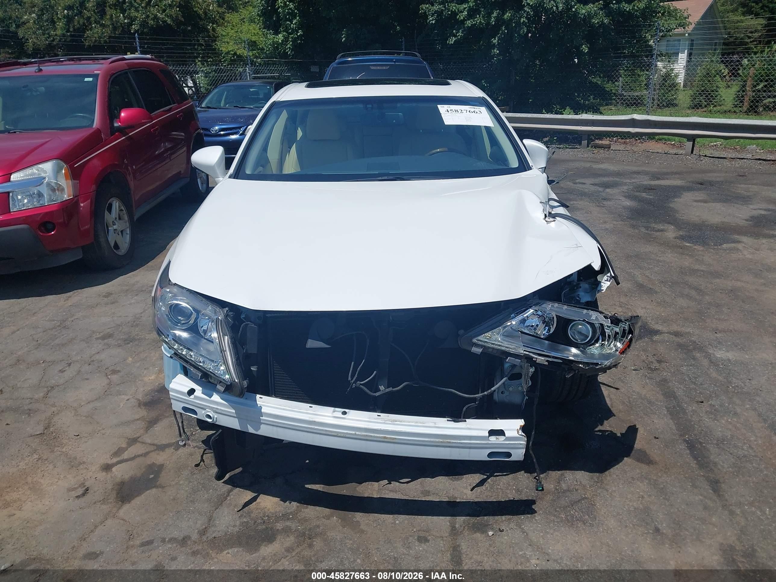 2015 Lexus Es 350   White vin: JTHBK1GG3F2159201