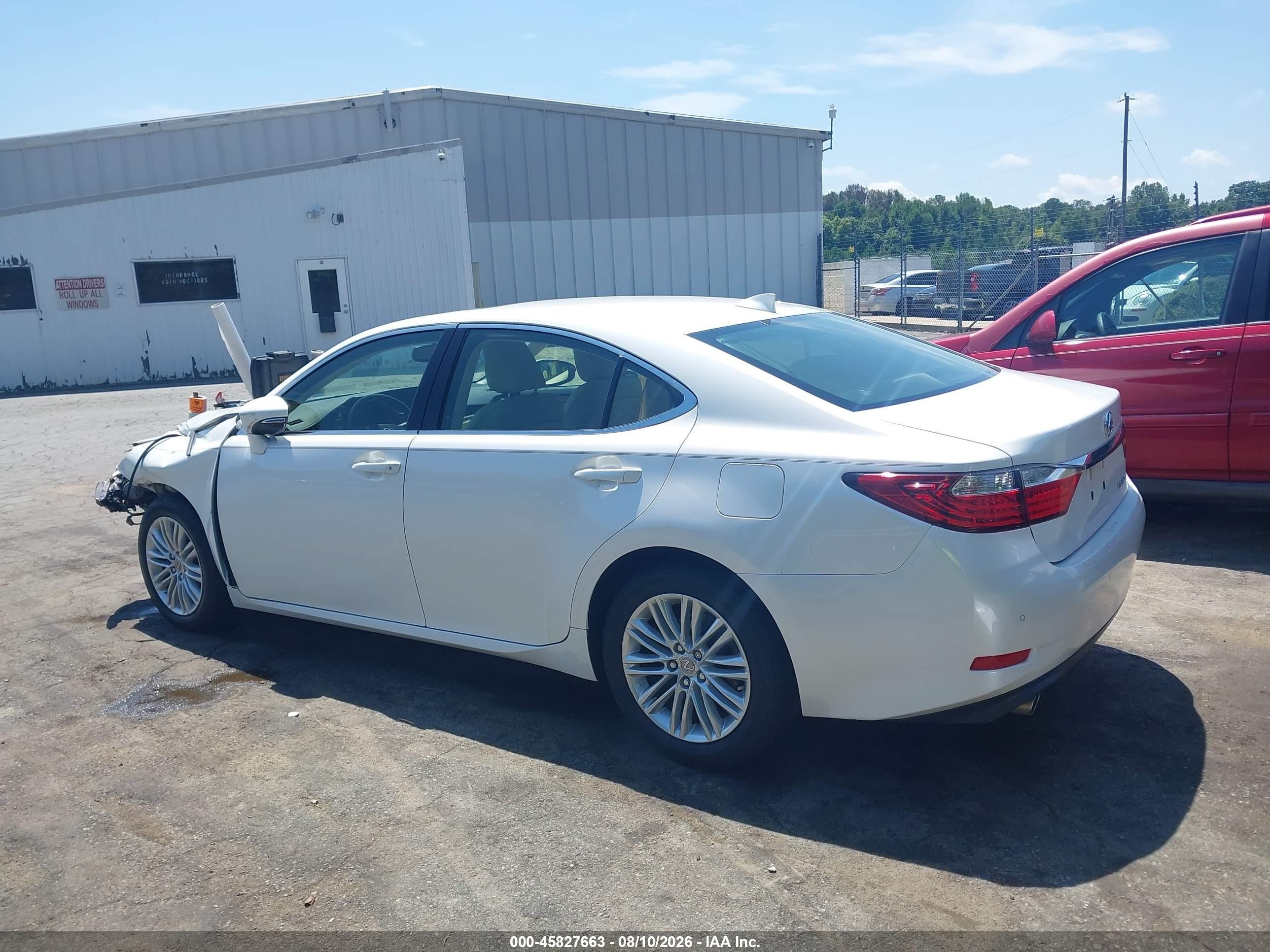 2015 Lexus Es 350   White vin: JTHBK1GG3F2159201