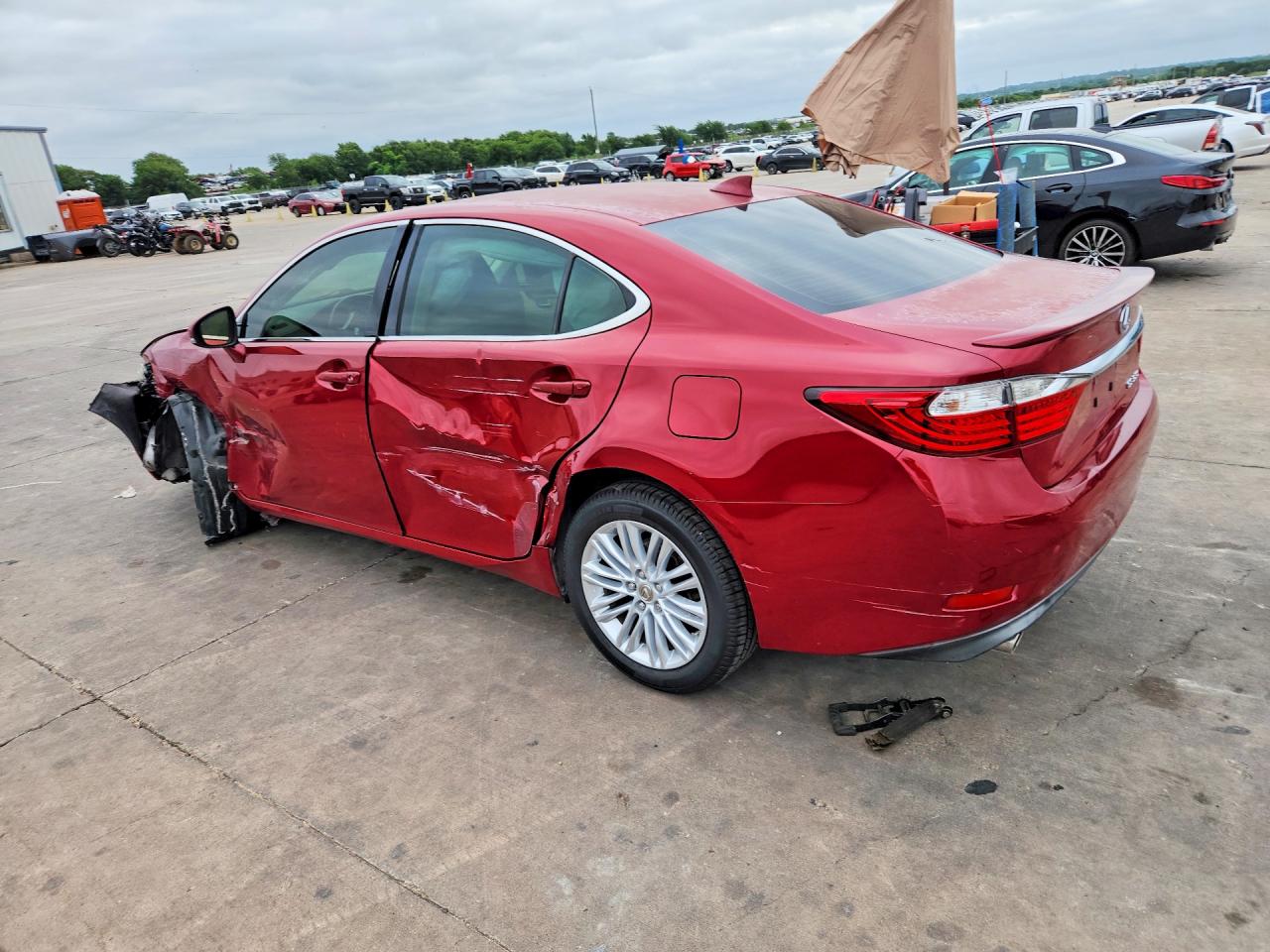 2015 Lexus Es 350 Красный vin: JTHBK1GG3F2204766