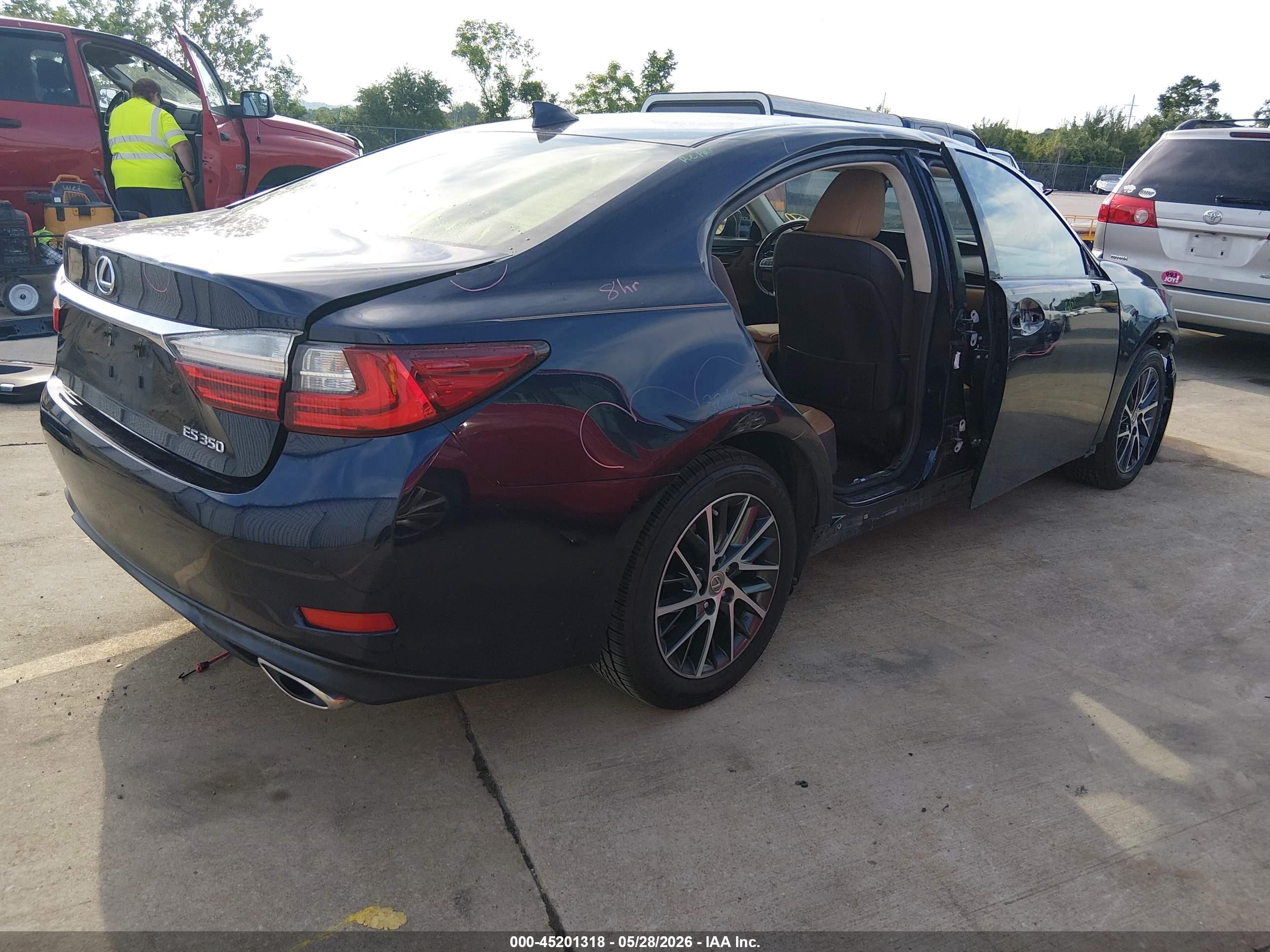 2016 Lexus Es 350 Blue vin: JTHBK1GG3G2224839