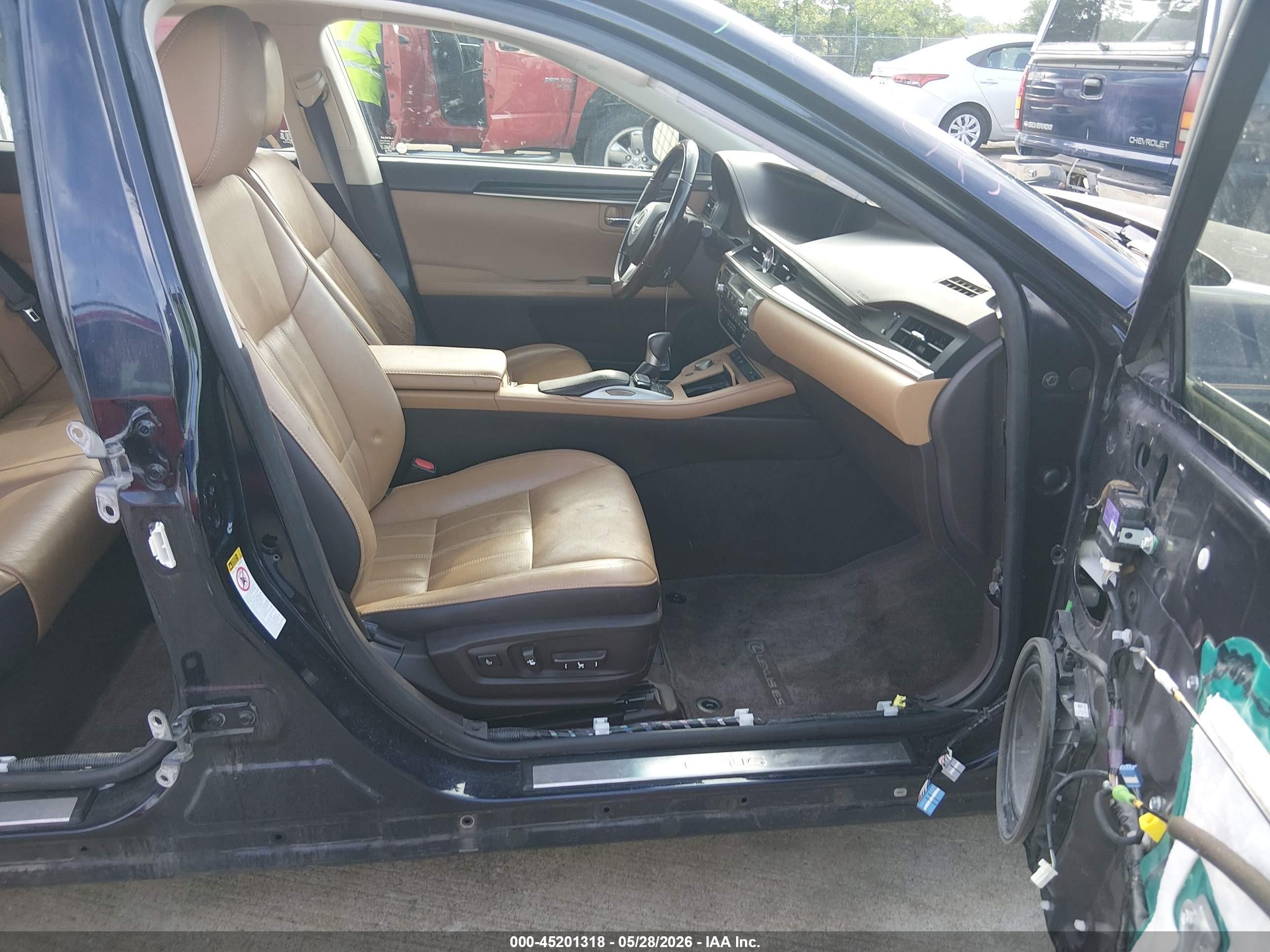 2016 Lexus Es 350 Blue vin: JTHBK1GG3G2224839