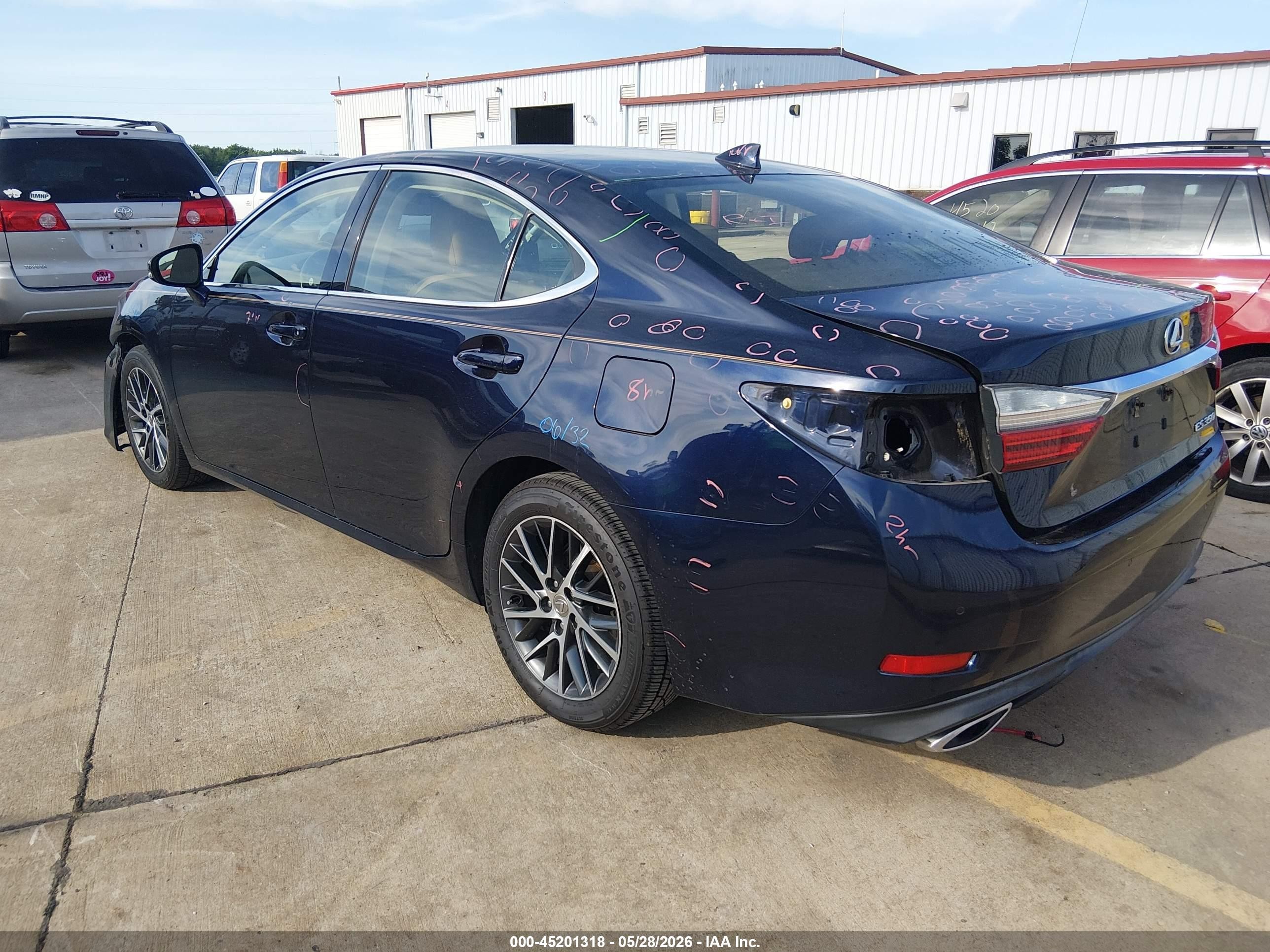 2016 Lexus Es 350 Blue vin: JTHBK1GG3G2224839