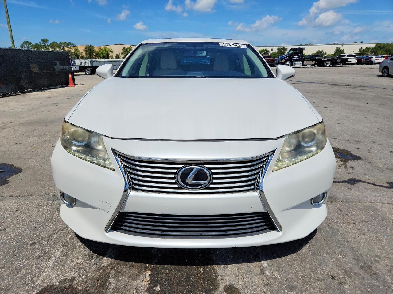 2013 Lexus Es 350 White vin: JTHBK1GG4D2027853