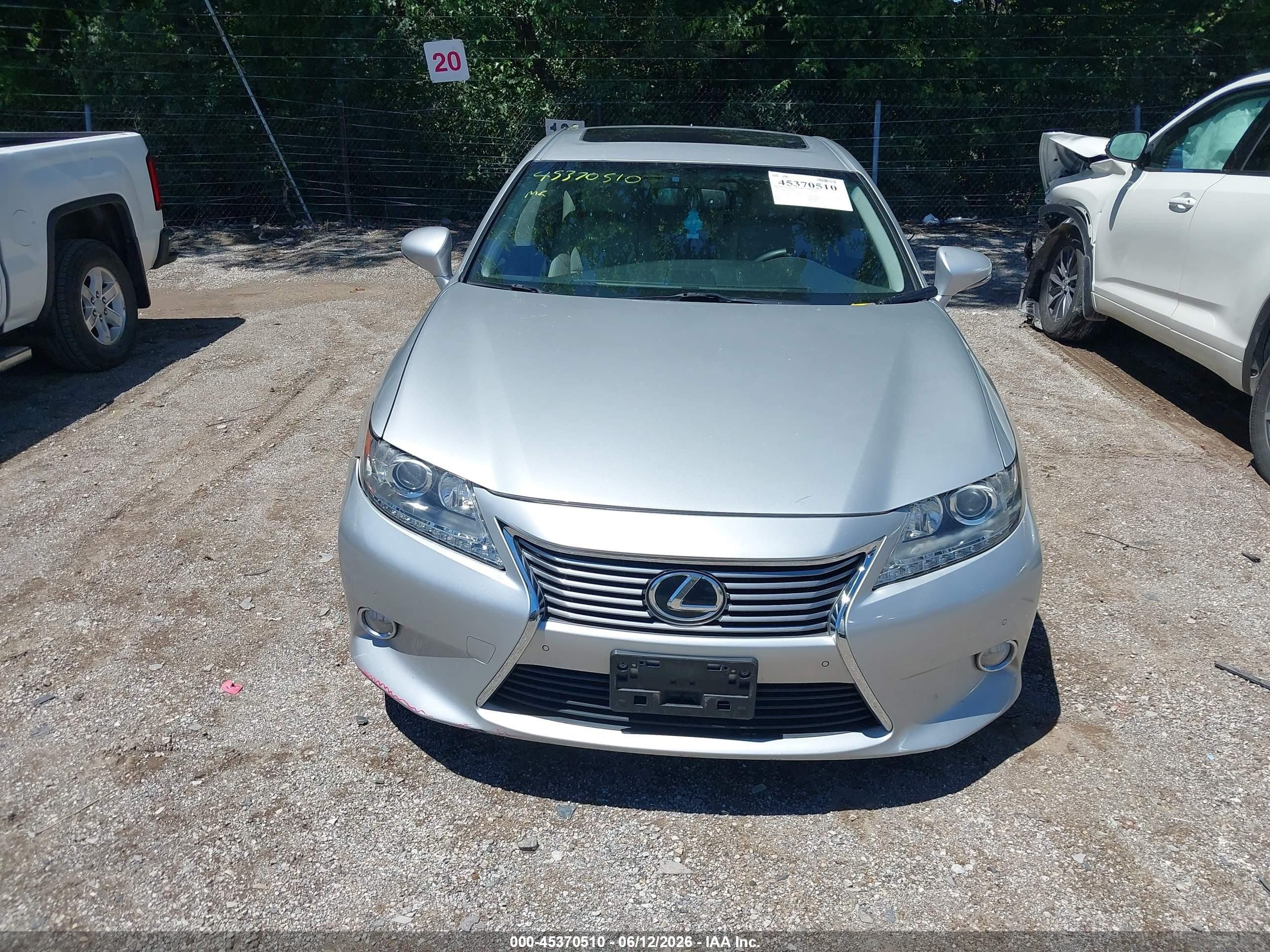 2013 Lexus Es 350   Silver vin: JTHBK1GG4D2030574