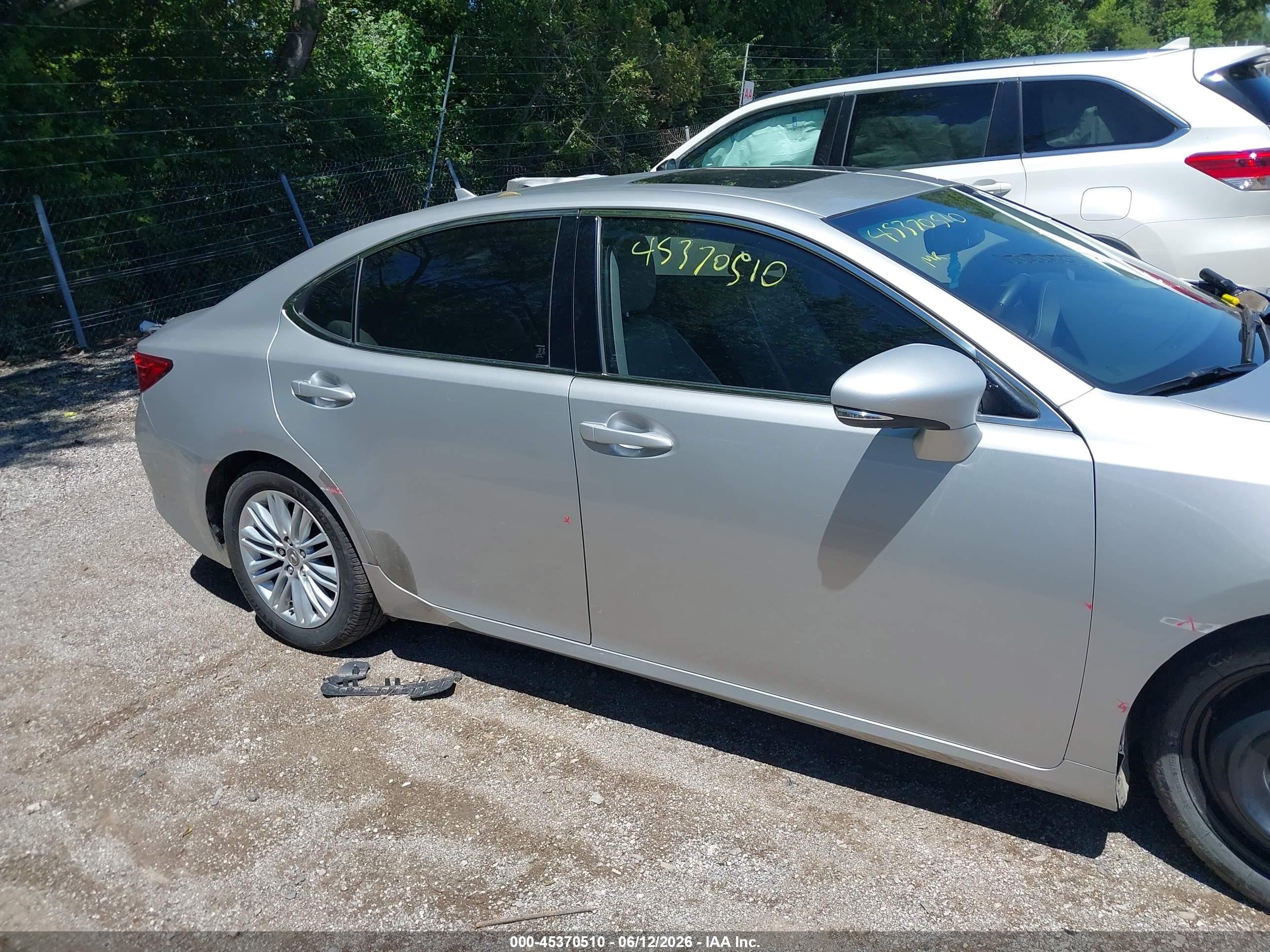 2013 Lexus Es 350   Silver vin: JTHBK1GG4D2030574