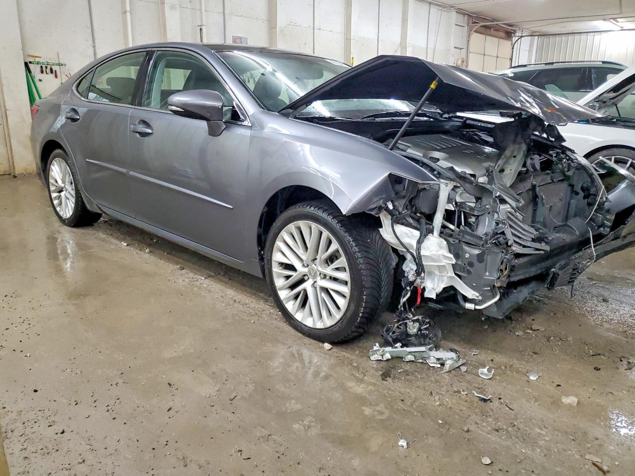 2013 Lexus Es 350 Base Gray vin: JTHBK1GG4D2040148