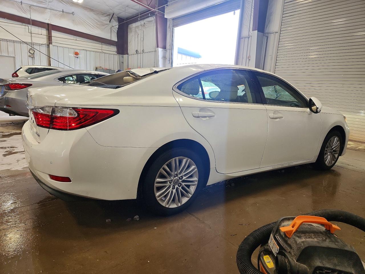 2013 Lexus Es 350 White vin: JTHBK1GG4D2054373