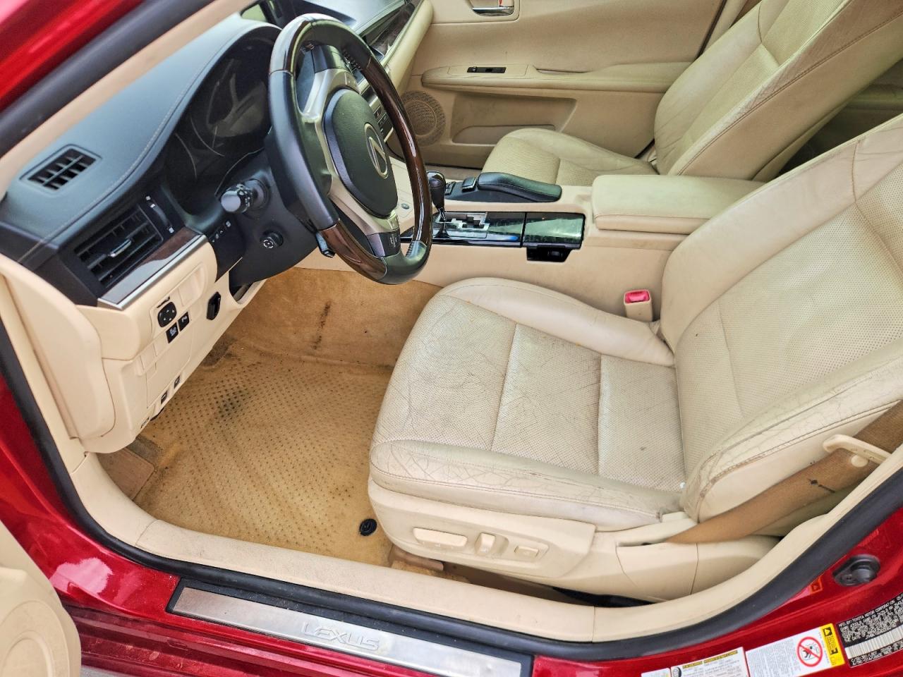 2013 Lexus Es 350 Red vin: JTHBK1GG4D2062182