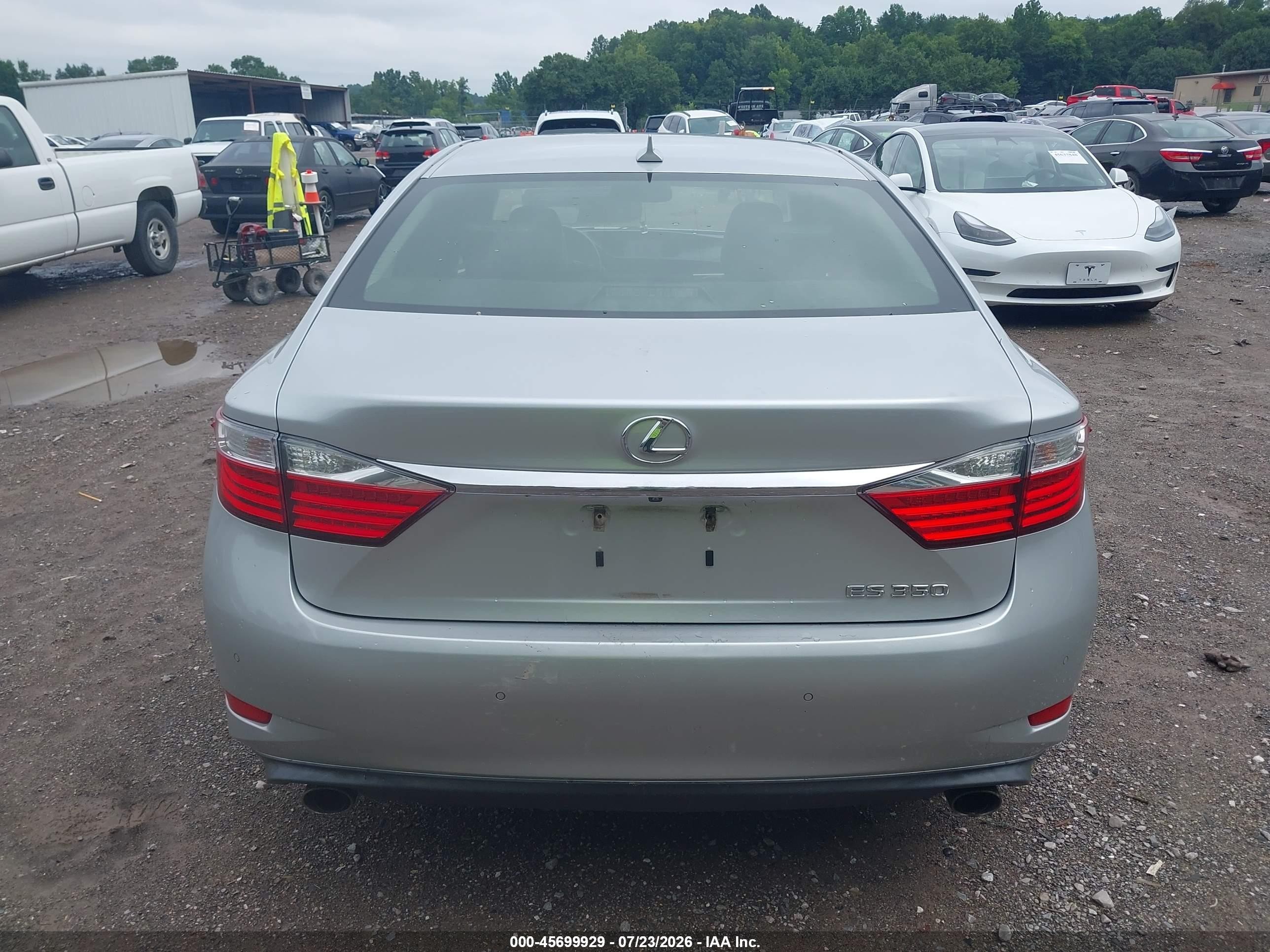 2013 Lexus Es 350   White vin: JTHBK1GG4D2062389