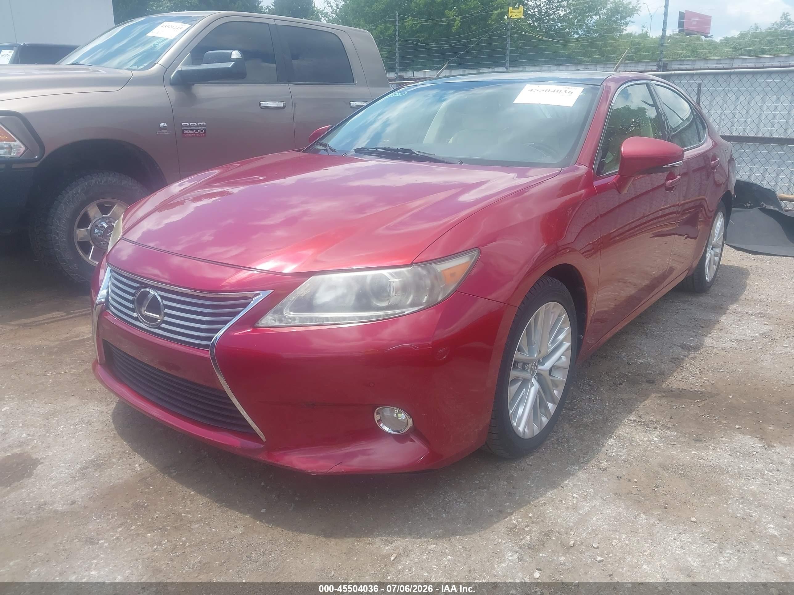 2013 Lexus Es 350   Red vin: JTHBK1GG4D2075143