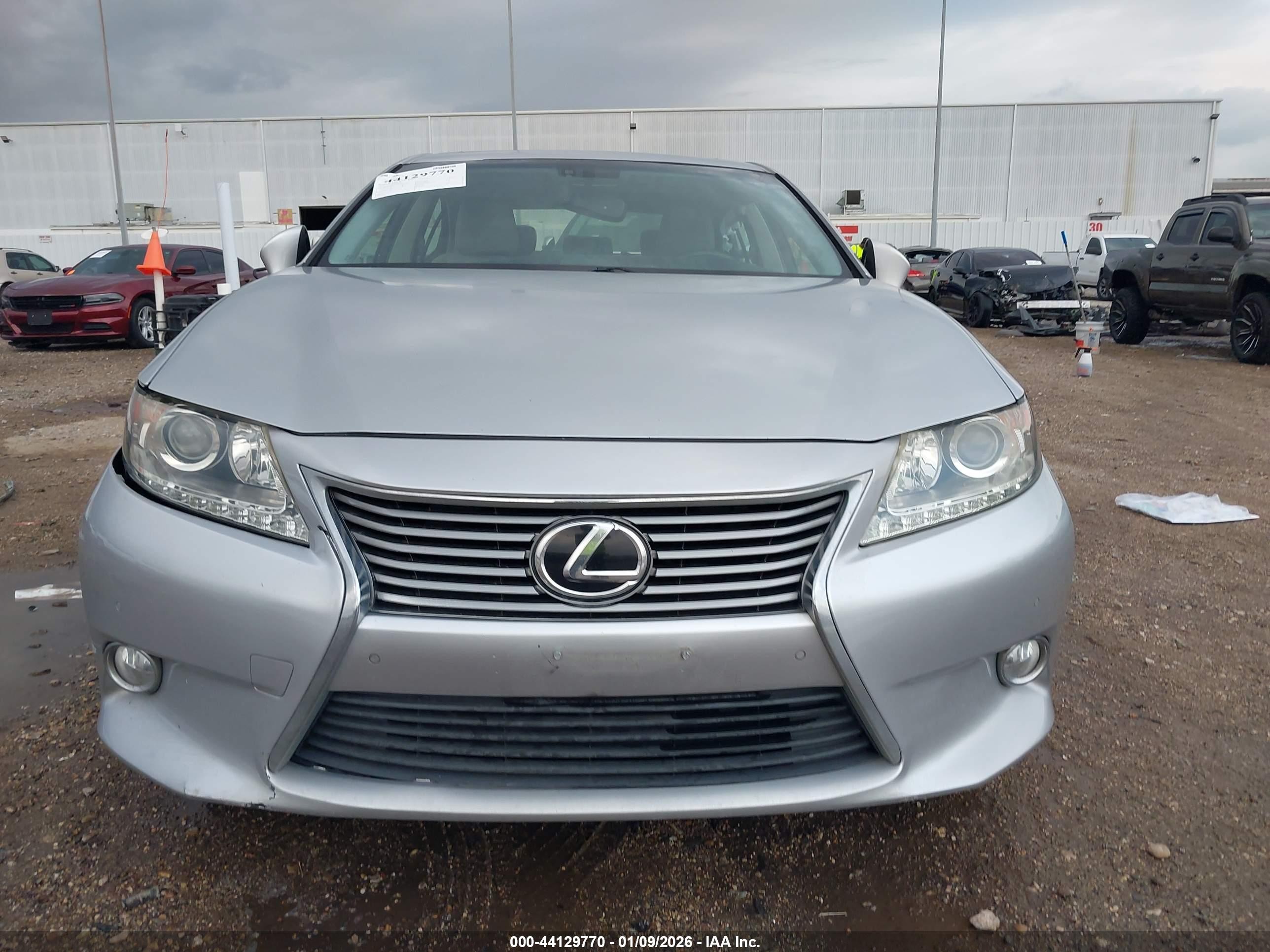 2013 Lexus Es 350   Silver vin: JTHBK1GG4D2082707