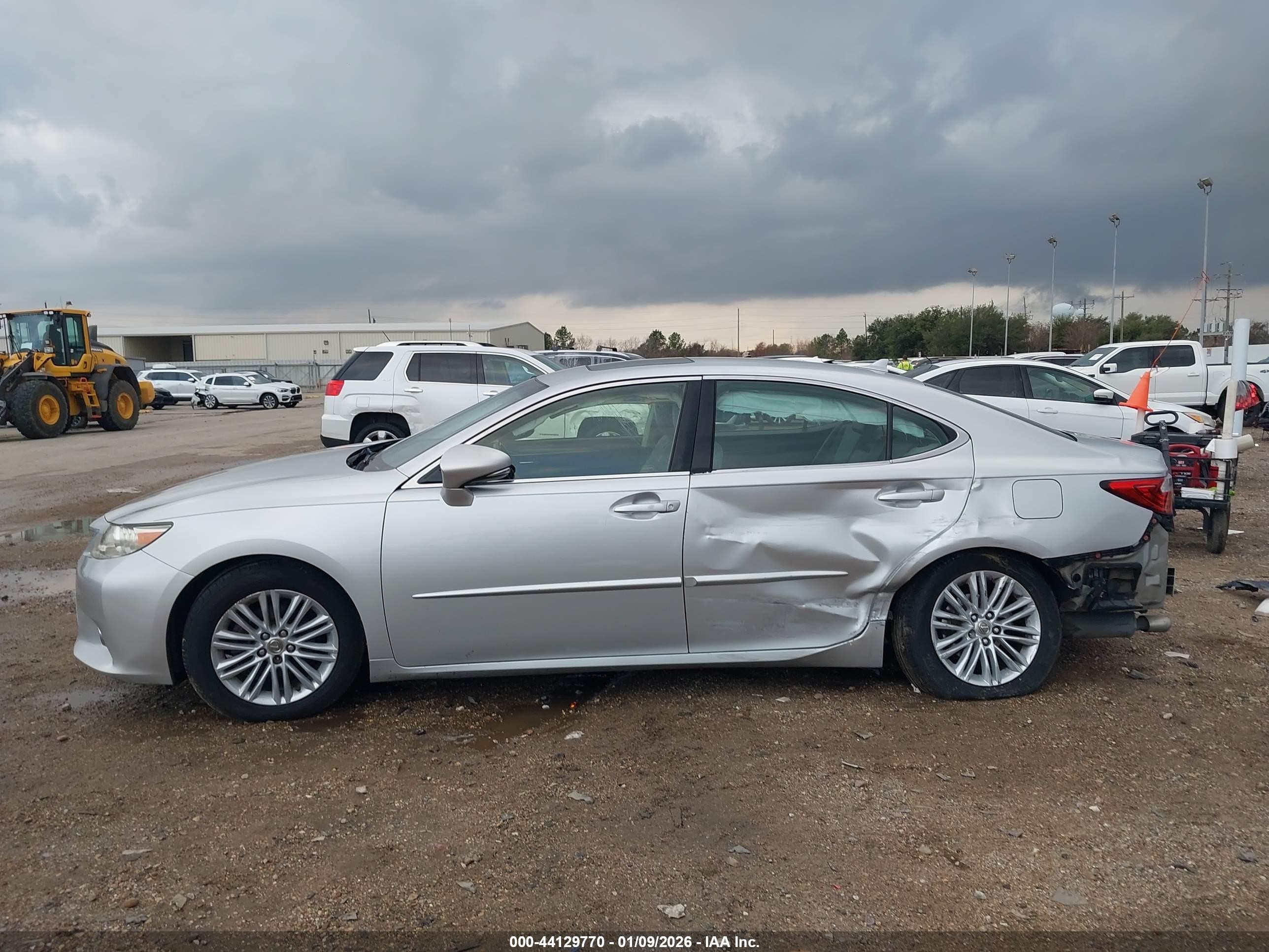 2013 Lexus Es 350   Silver vin: JTHBK1GG4D2082707