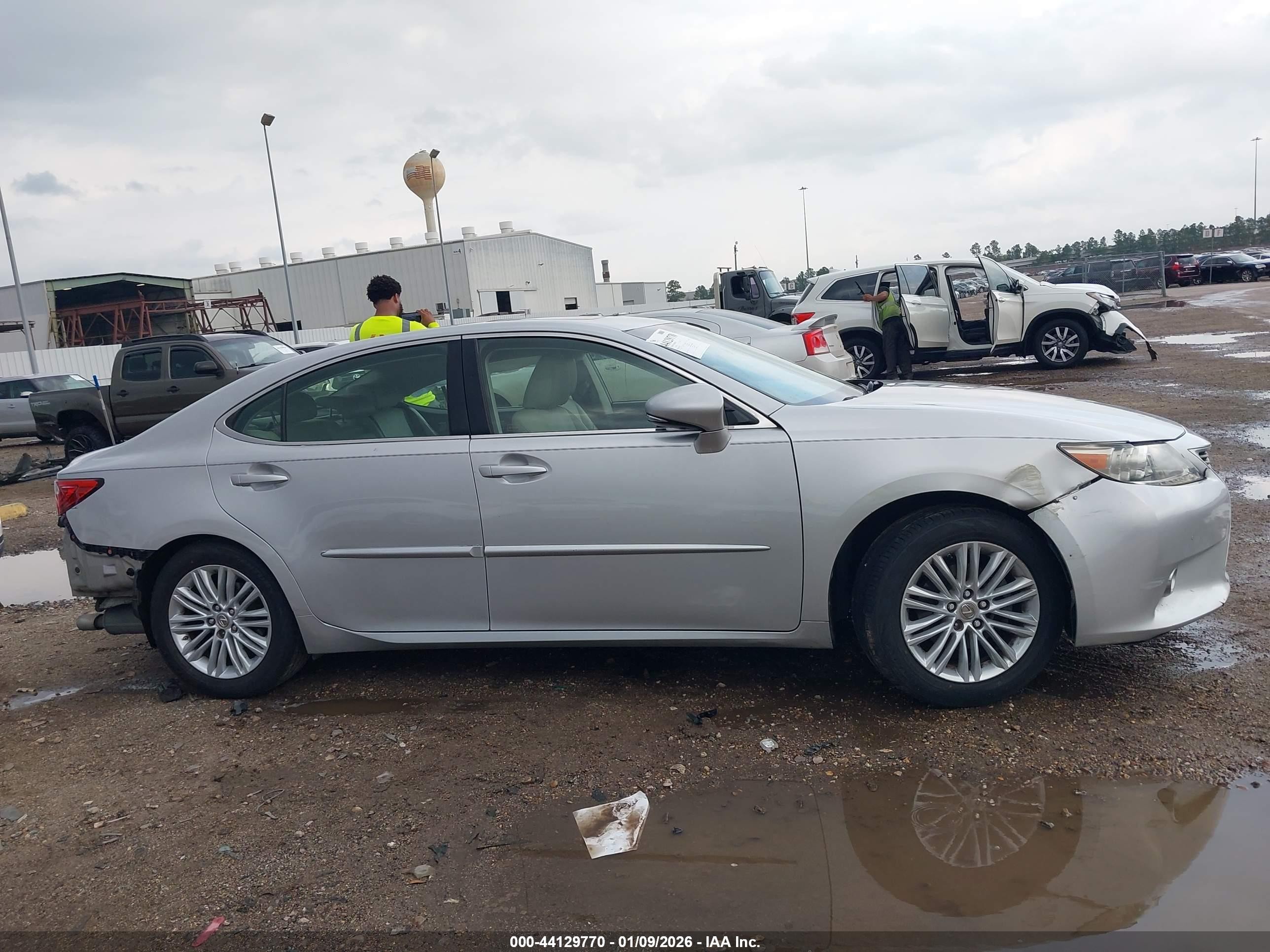 2013 Lexus Es 350   Silver vin: JTHBK1GG4D2082707