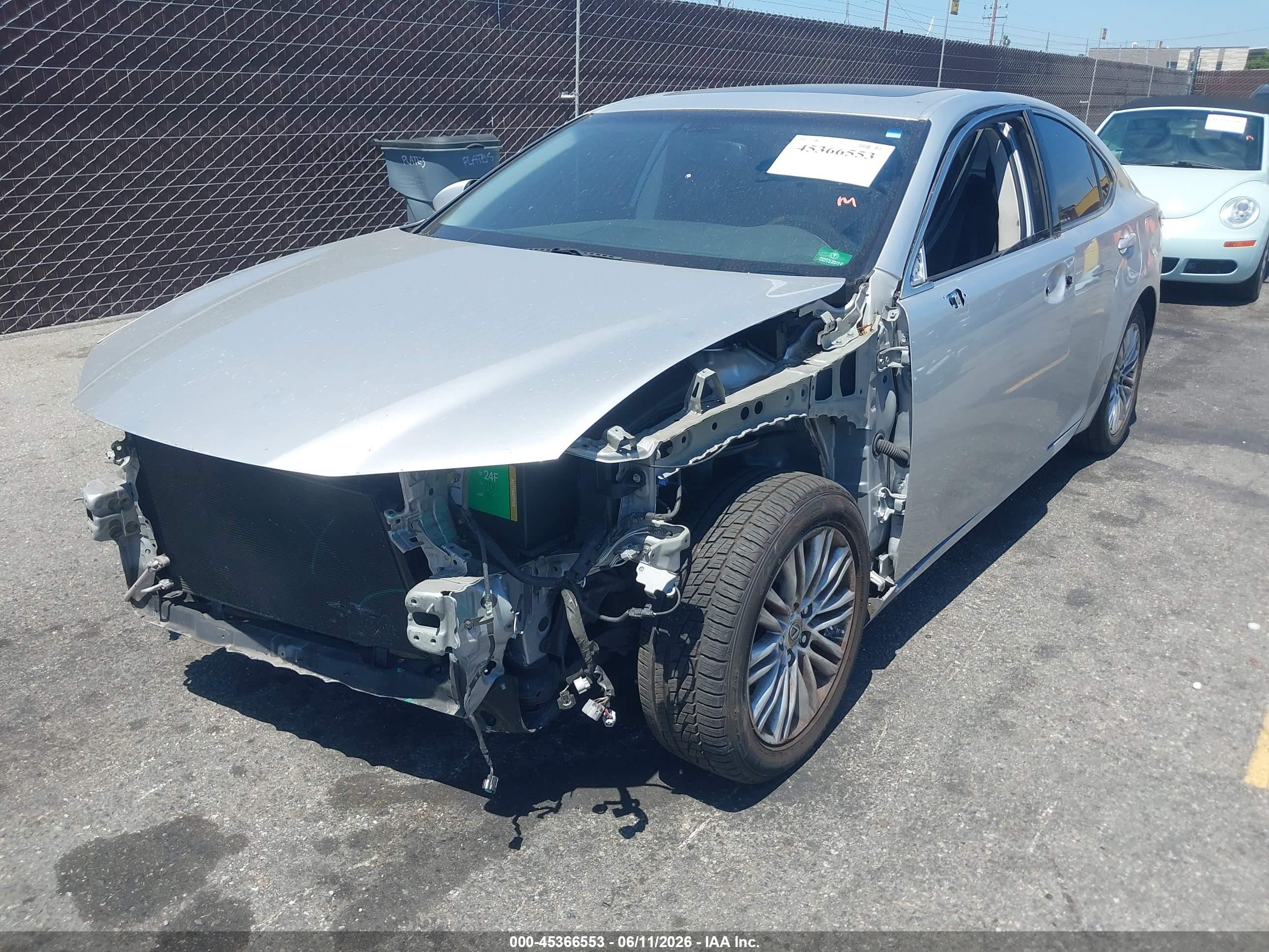 2014 Lexus Es 350   Silver vin: JTHBK1GG4E2087391