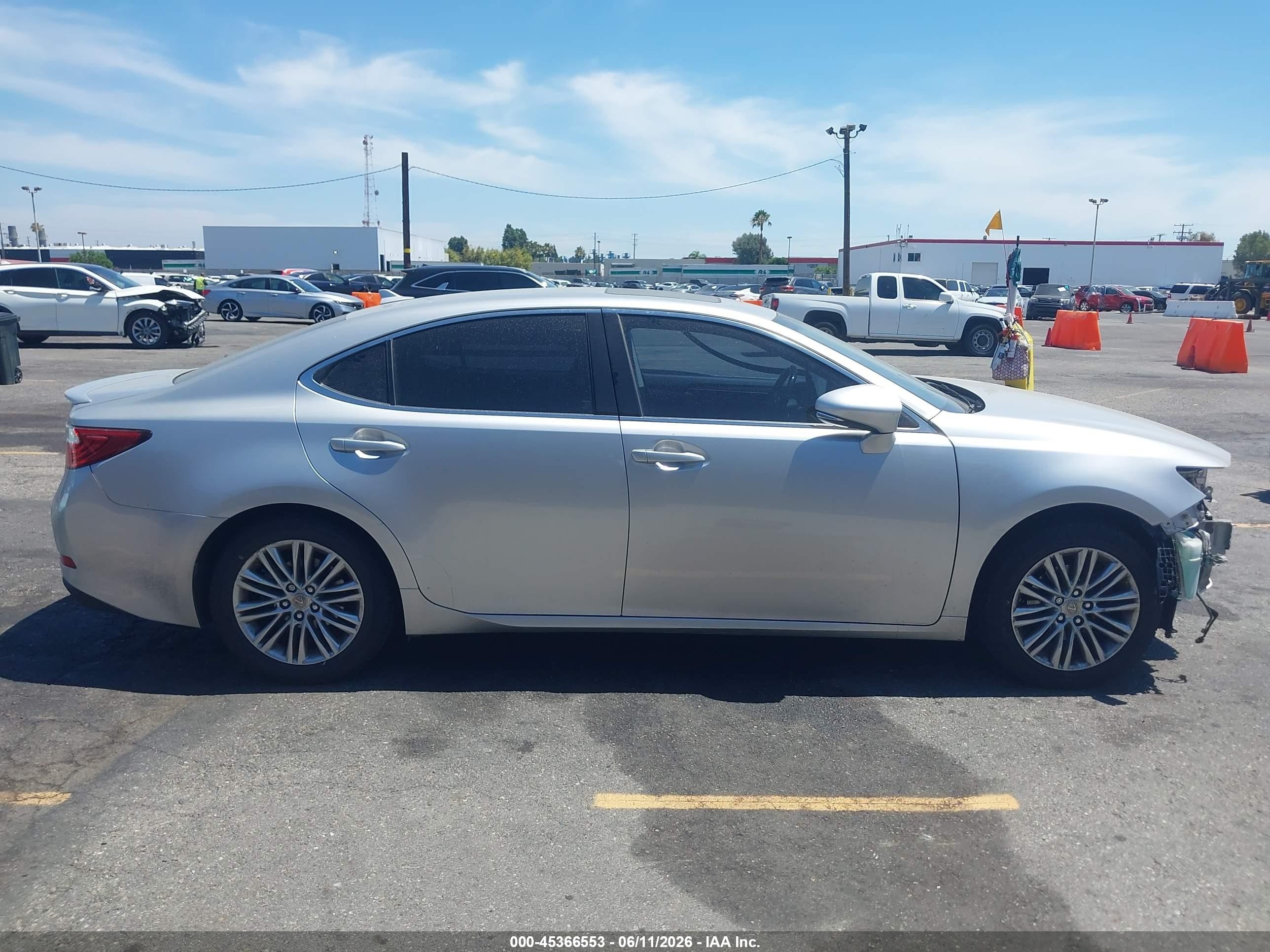2014 Lexus Es 350   Silver vin: JTHBK1GG4E2087391
