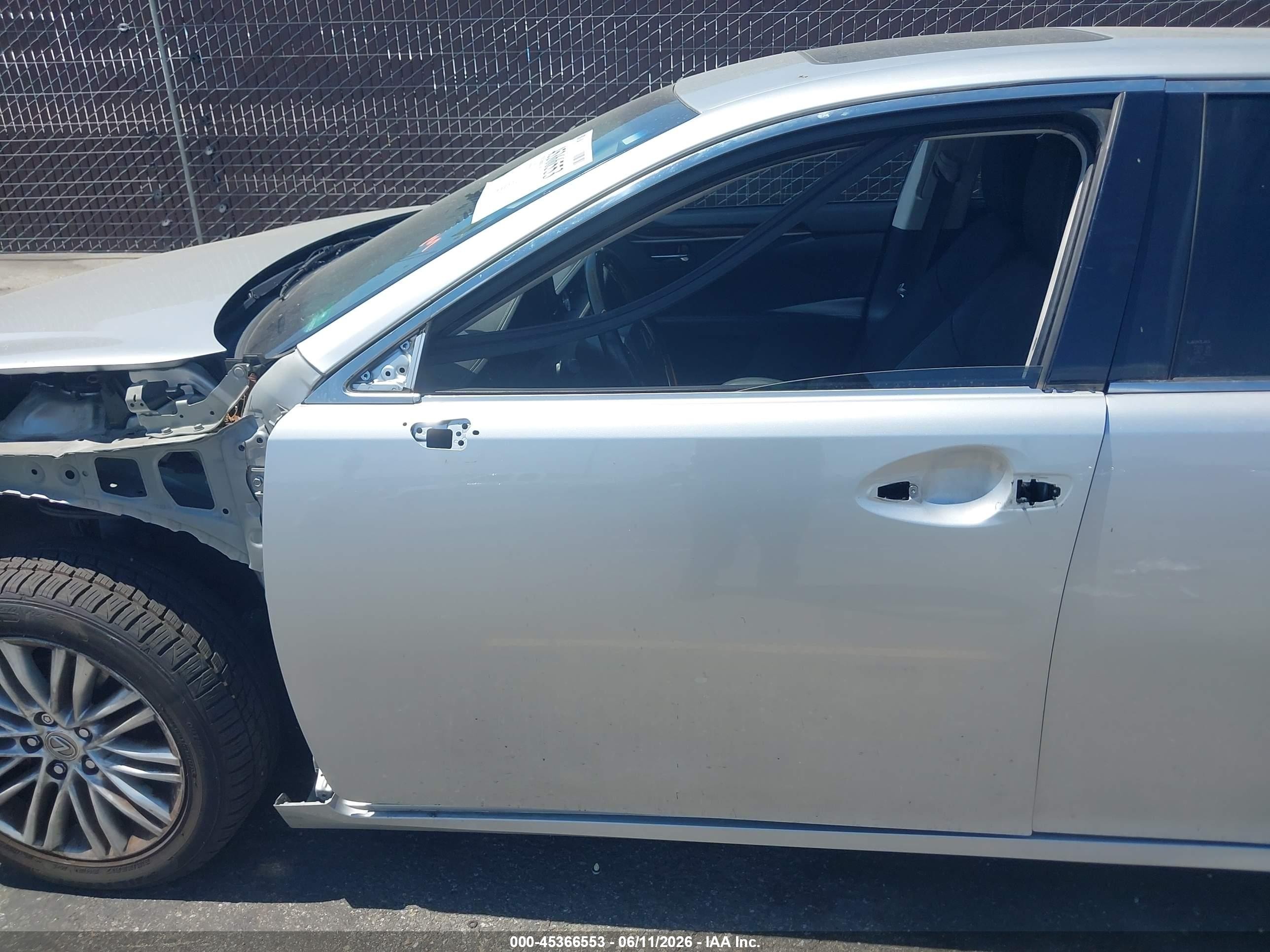 2014 Lexus Es 350   Silver vin: JTHBK1GG4E2087391