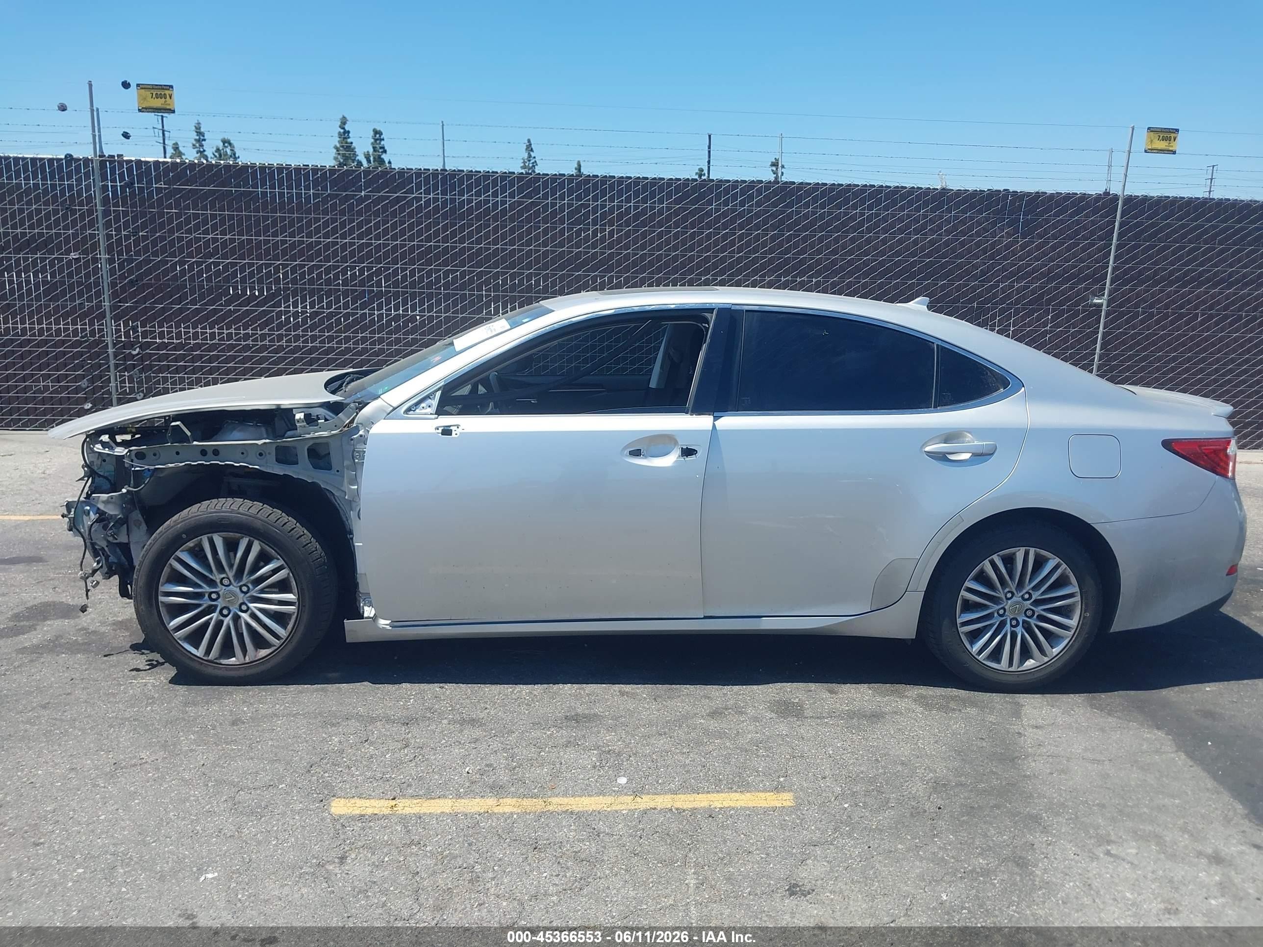 2014 Lexus Es 350   Silver vin: JTHBK1GG4E2087391