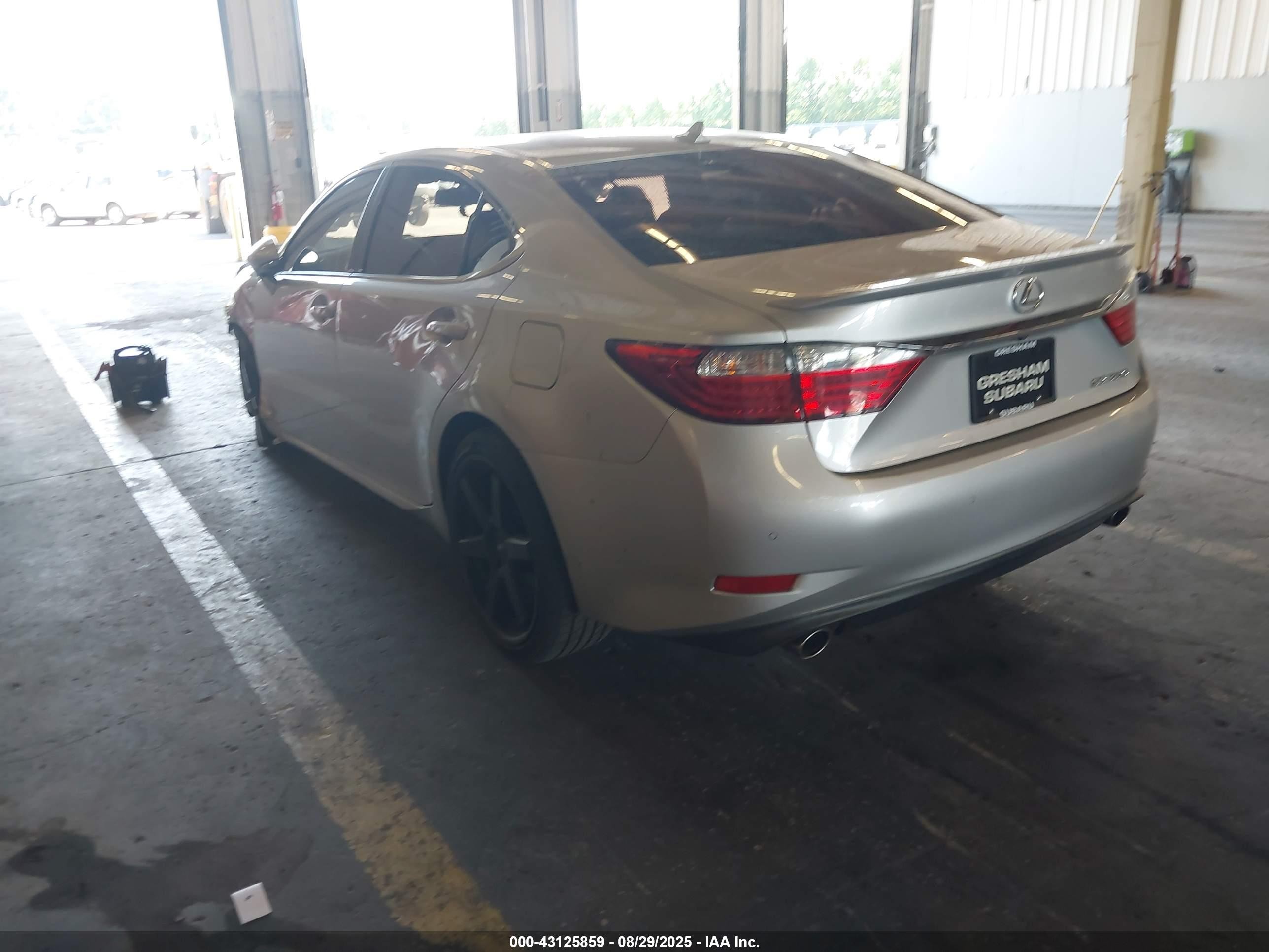 2014 Lexus Es 350   Silver vin: JTHBK1GG4E2094258