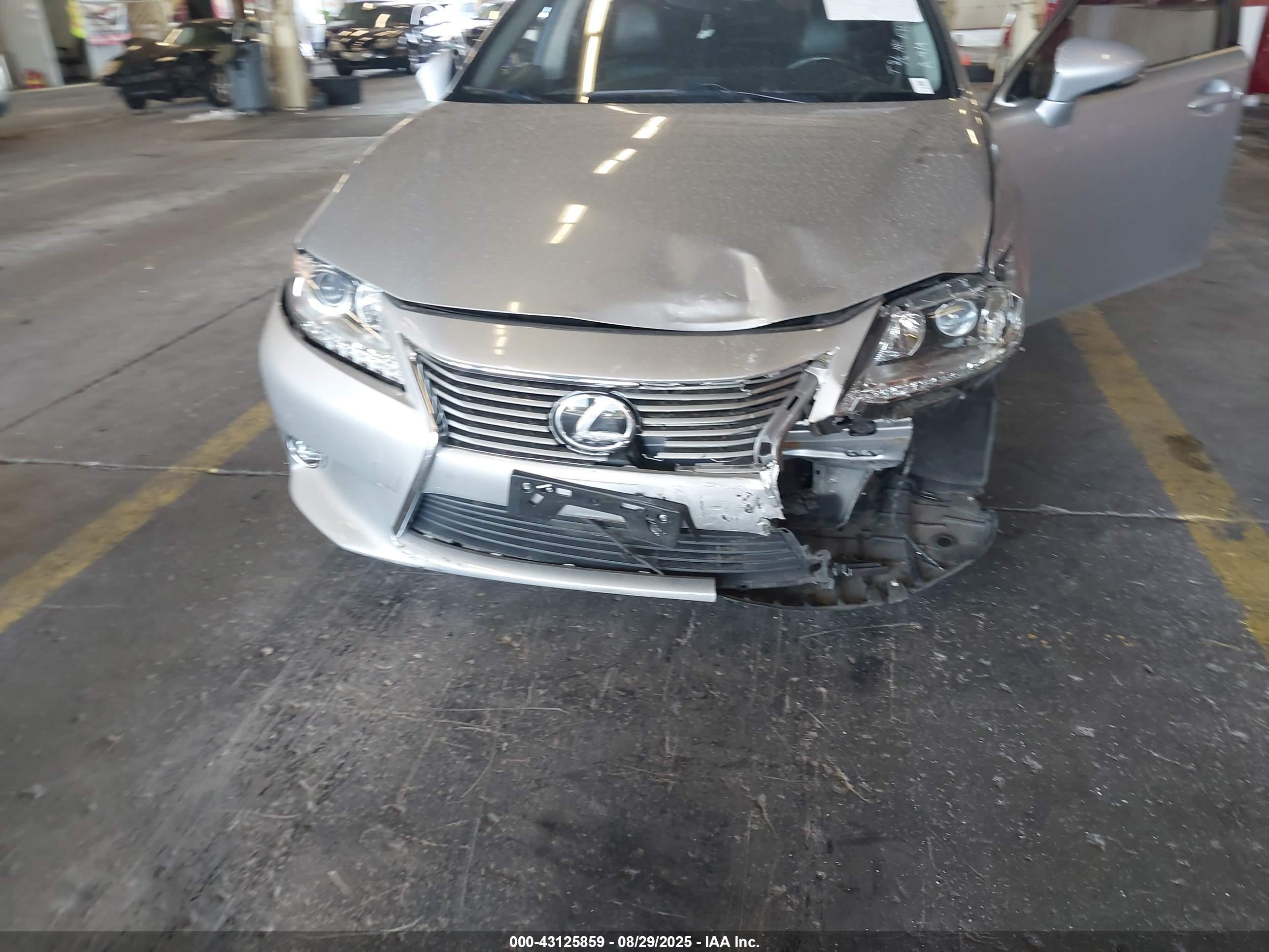 2014 Lexus Es 350   Silver vin: JTHBK1GG4E2094258